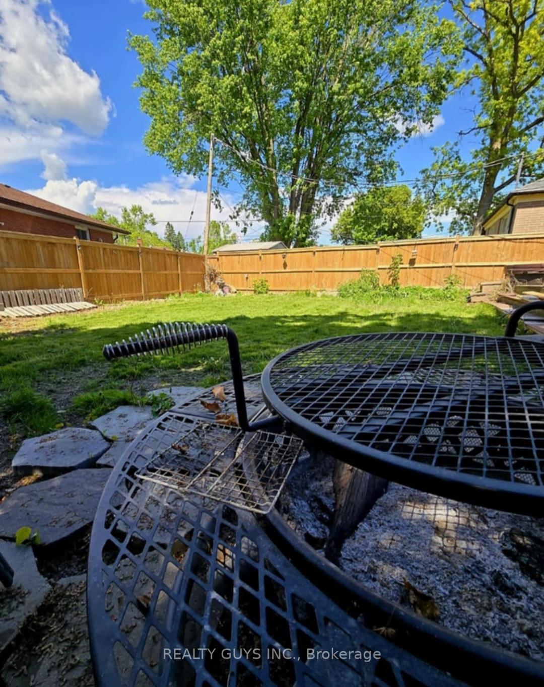 Photo 29 of 650 Crawford Drive, Peterborough, Otonabee Ward 1 — HOMEH