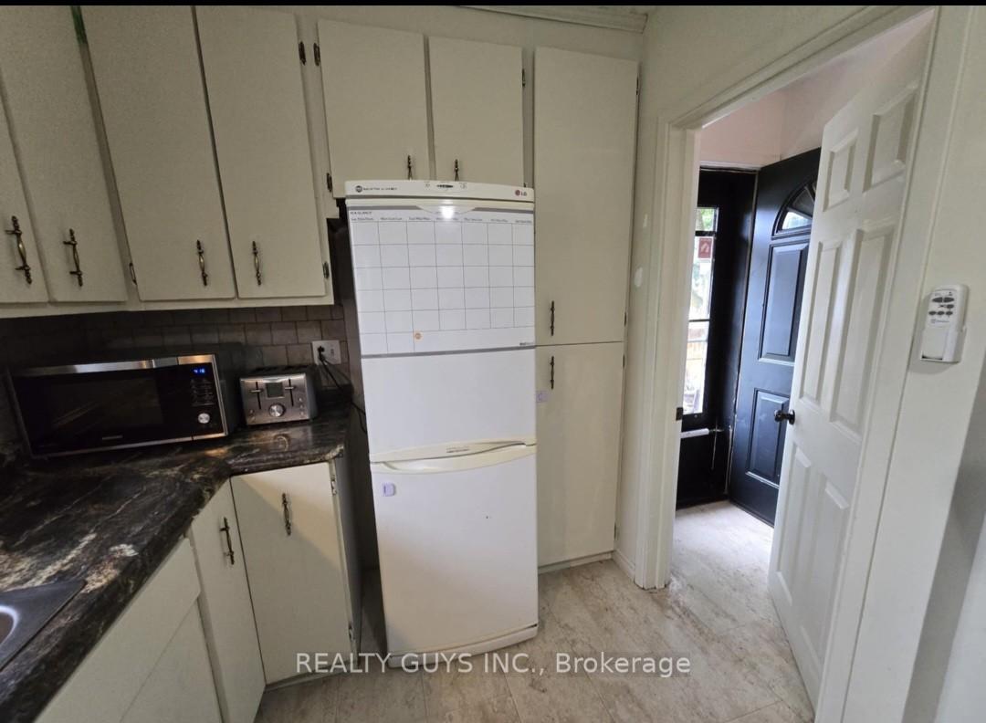 Photo 13 of 650 Crawford Drive, Peterborough, Otonabee Ward 1 — HOMEH