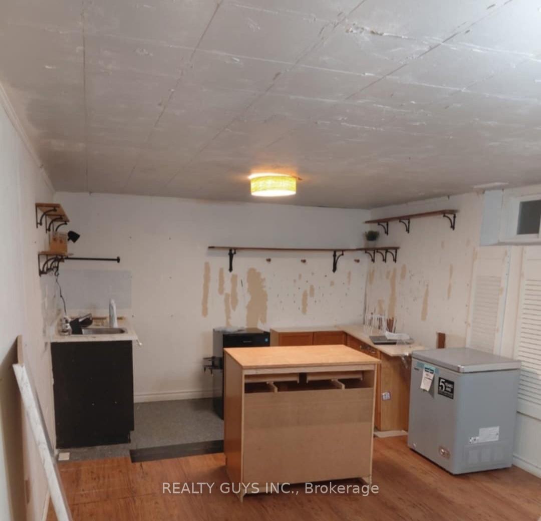 Photo 19 of 650 Crawford Drive, Peterborough, Otonabee Ward 1 — HOMEH
