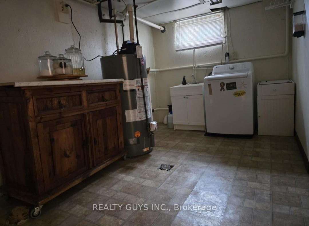 Photo 24 of 650 Crawford Drive, Peterborough, Otonabee Ward 1 — HOMEH