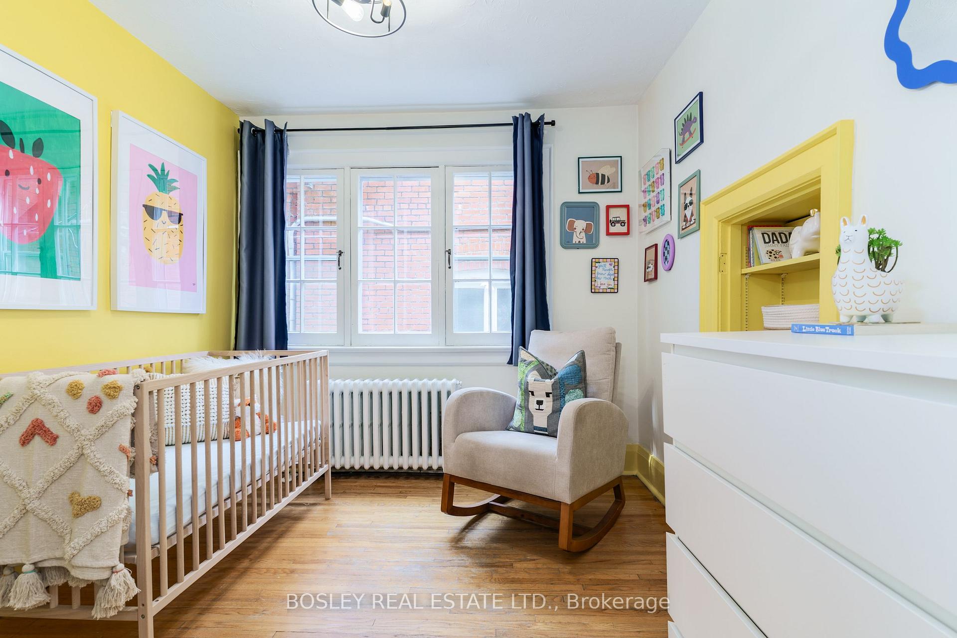 Photo 23 of 43 Eastwood Road, Toronto, Woodbine Corridor — HOMEH