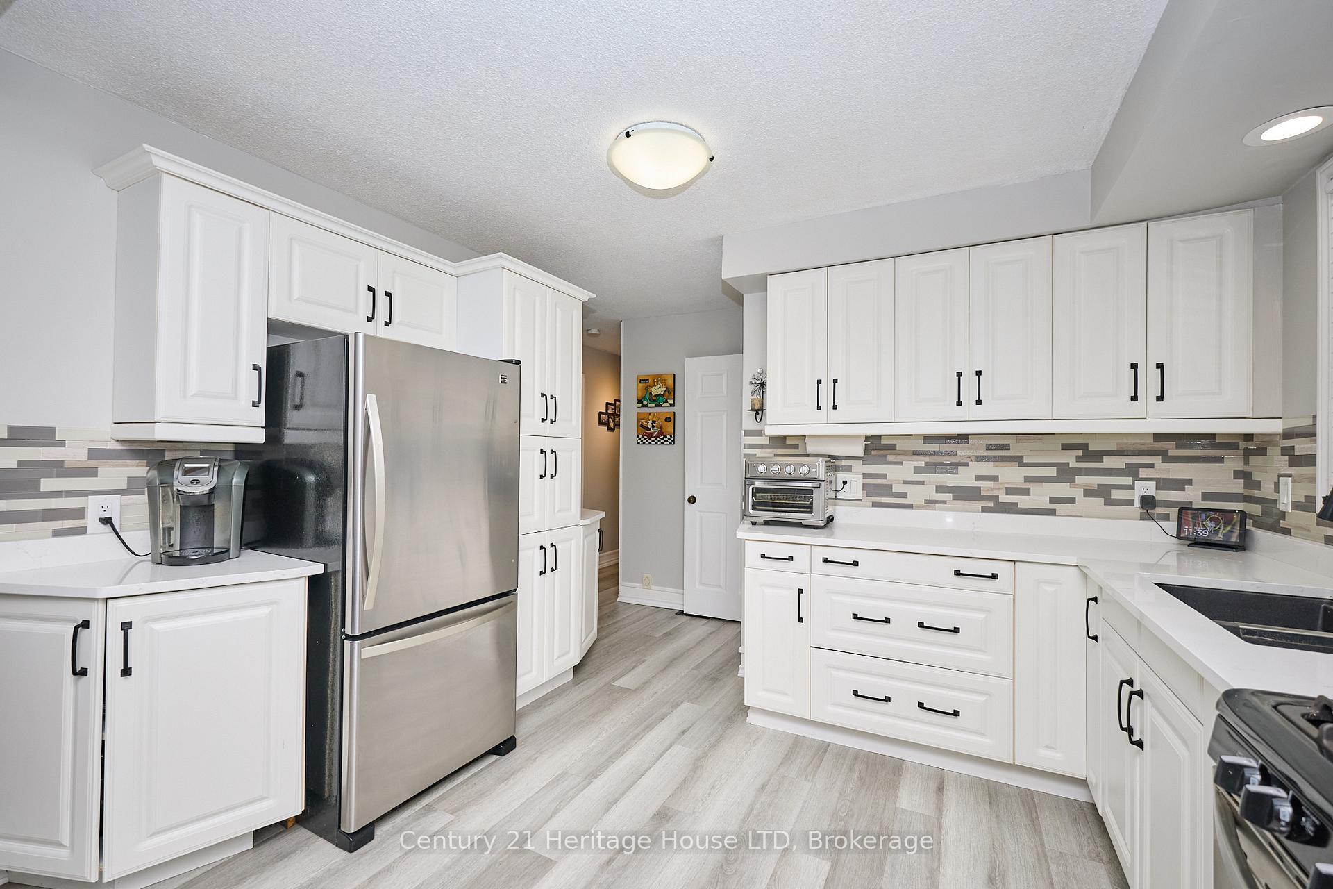 Photo 19 of 48 Loyalist Drive, Welland, Prince Charles — HOMEH