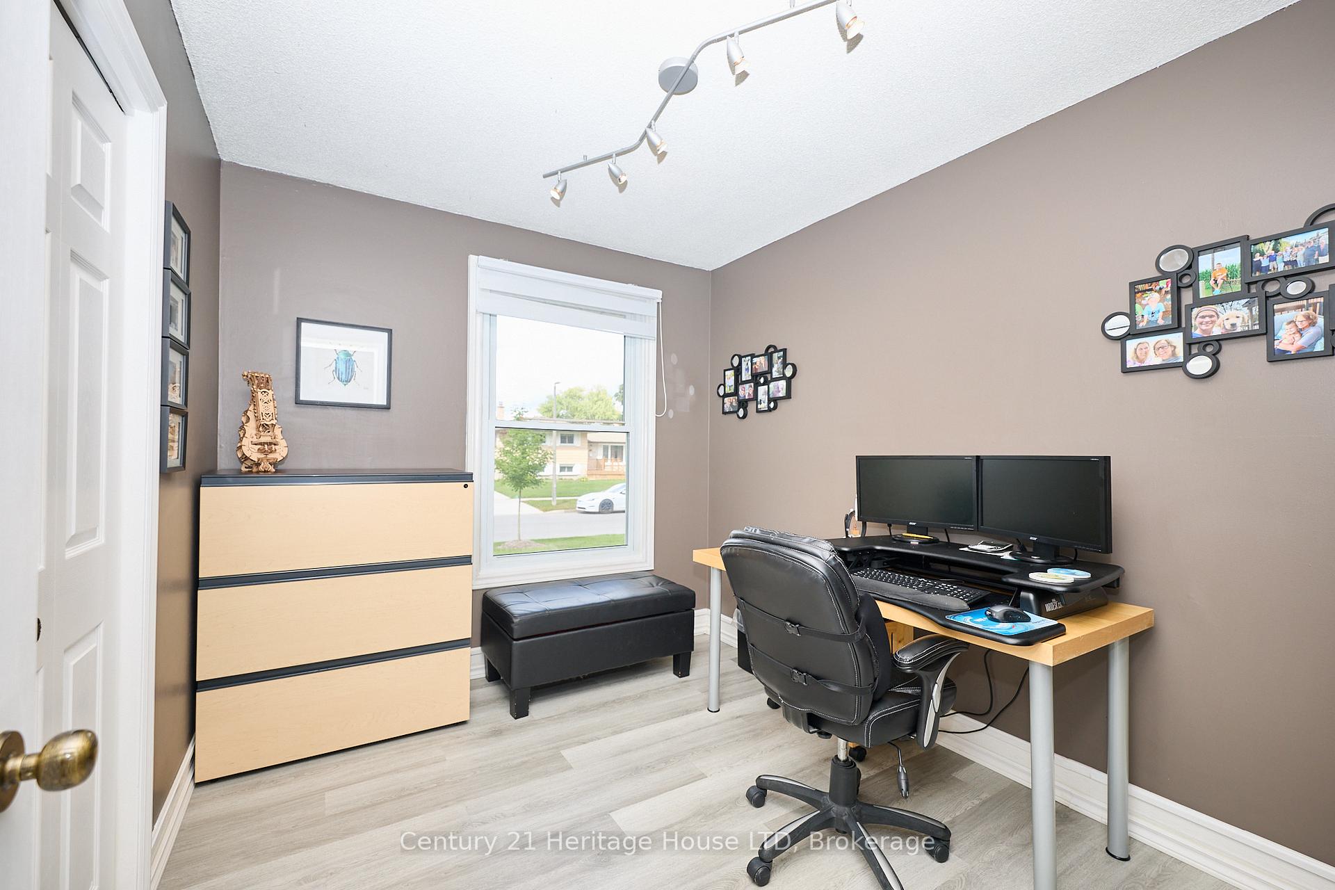 Photo 13 of 48 Loyalist Drive, Welland, Prince Charles — HOMEH