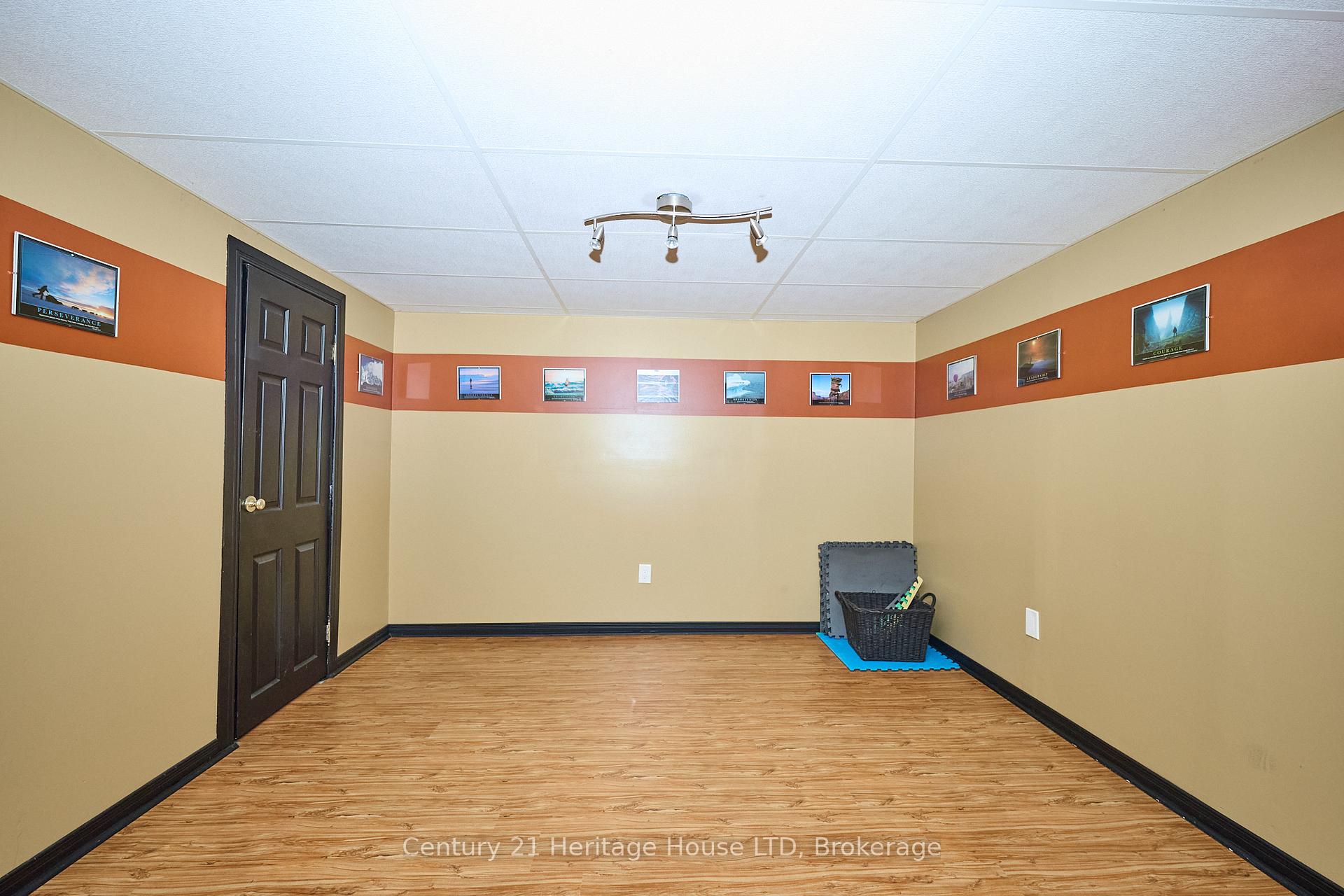 Photo 20 of 48 Loyalist Drive, Welland, Prince Charles — HOMEH