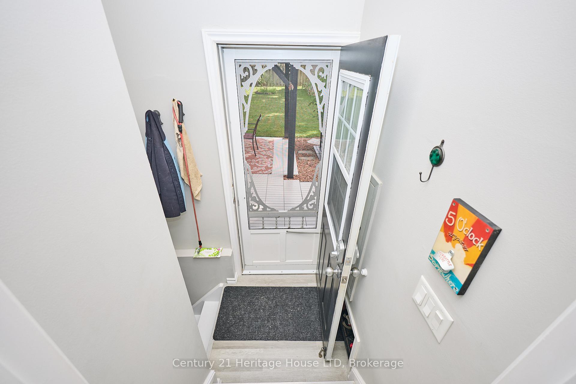 Photo 32 of 48 Loyalist Drive, Welland, Prince Charles — HOMEH