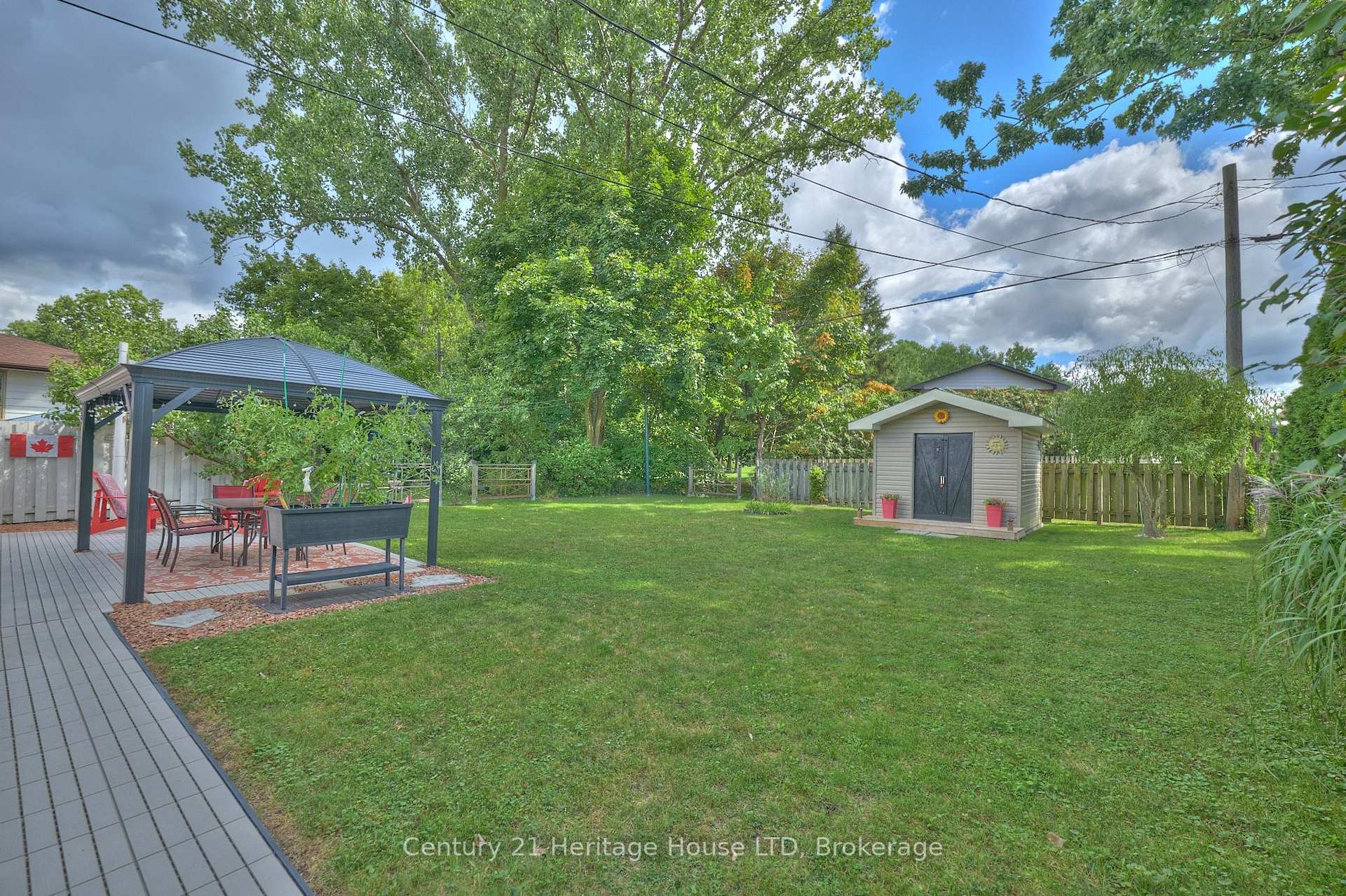 Photo 23 of 48 Loyalist Drive, Welland, Prince Charles — HOMEH