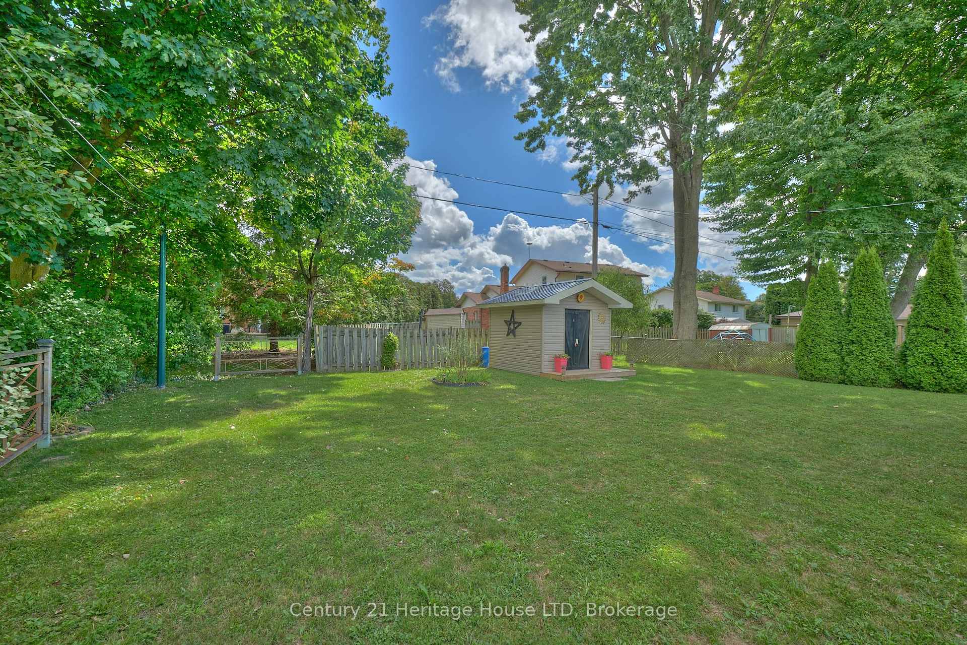 Photo 24 of 48 Loyalist Drive, Welland, Prince Charles — HOMEH