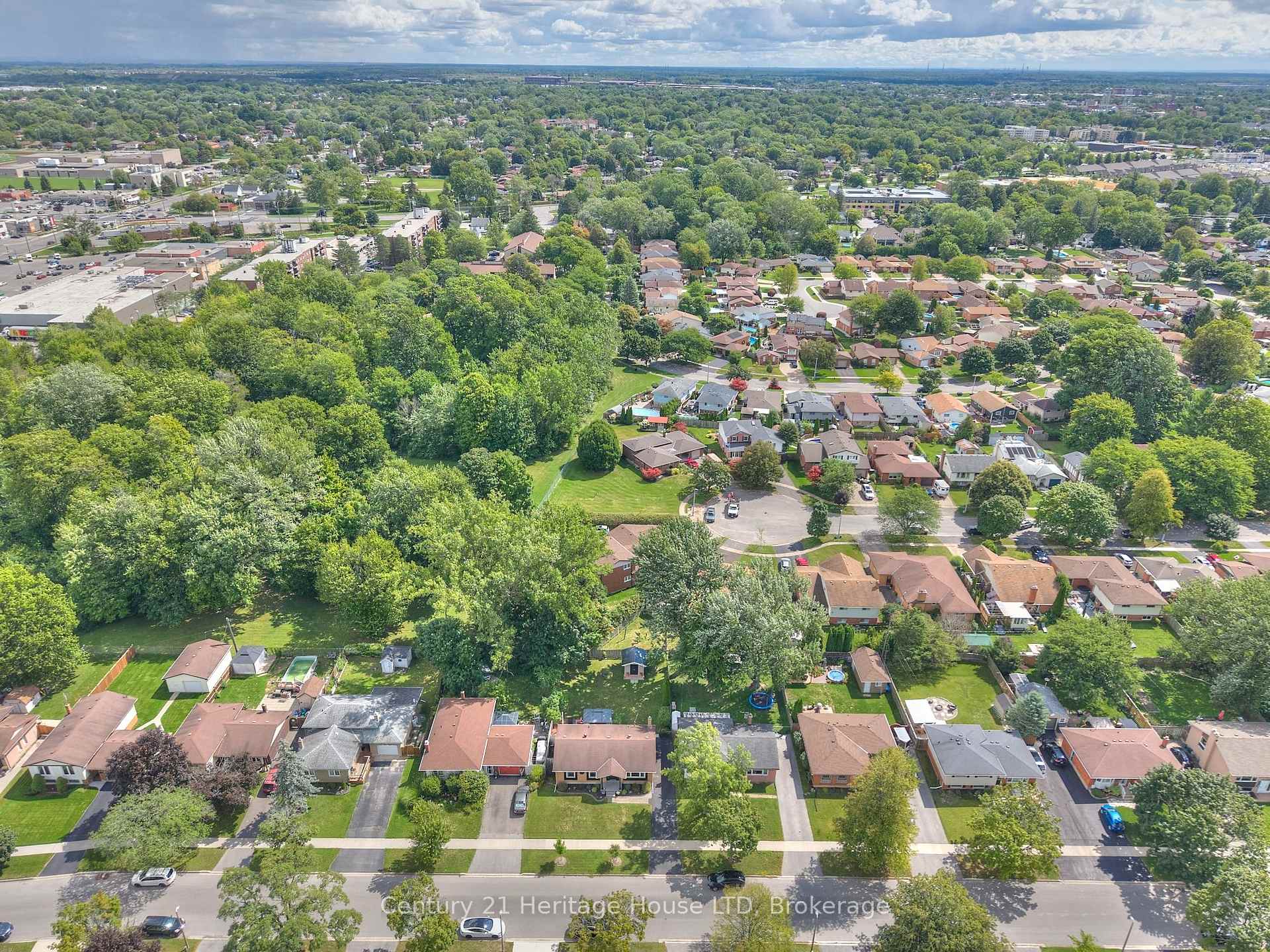 Photo 29 of 48 Loyalist Drive, Welland, Prince Charles — HOMEH