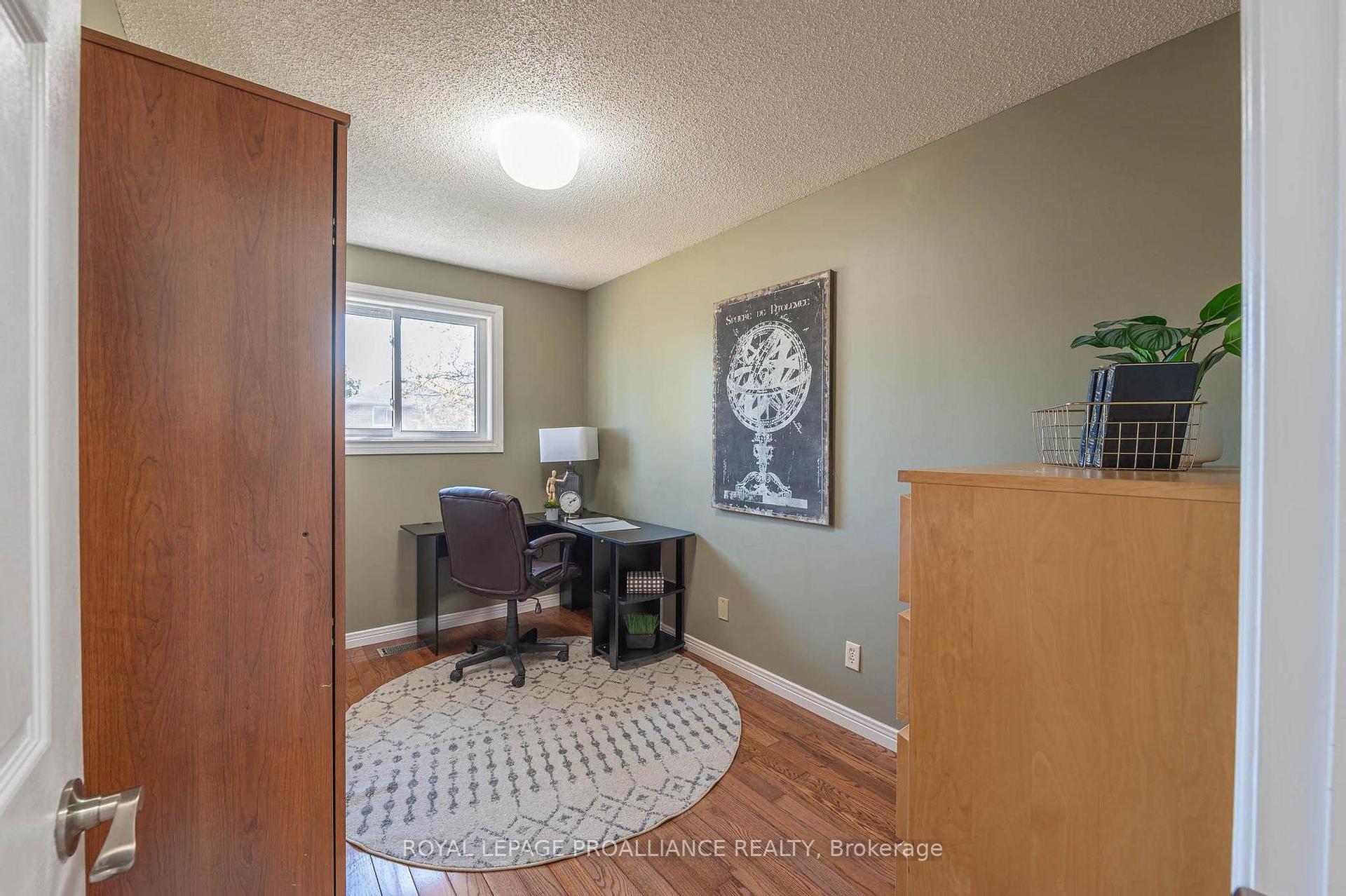 Photo 19 of 7 Fieldcrest Avenue, Clarington, Courtice — HOMEH