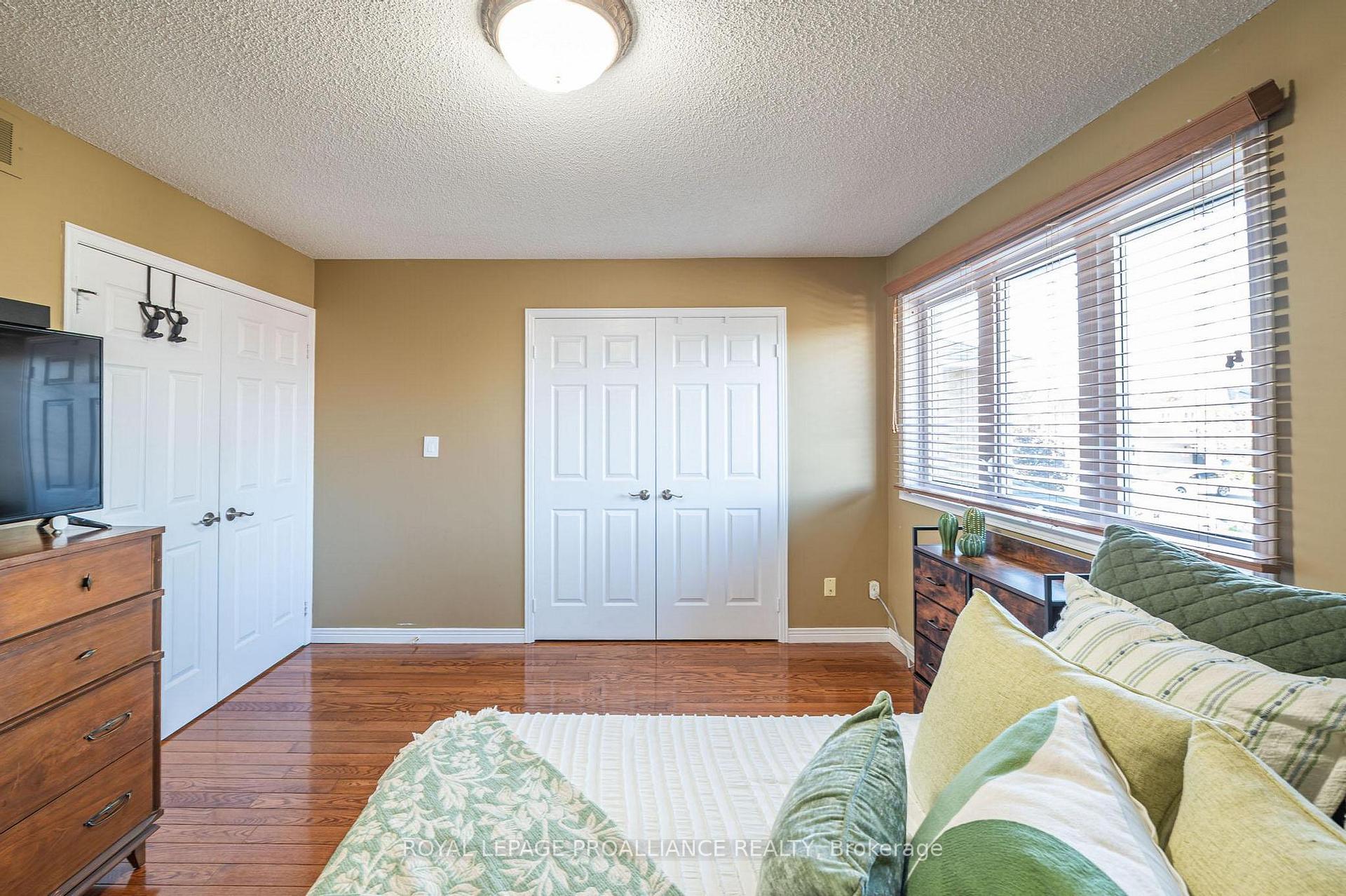 Photo 17 of 7 Fieldcrest Avenue, Clarington, Courtice — HOMEH