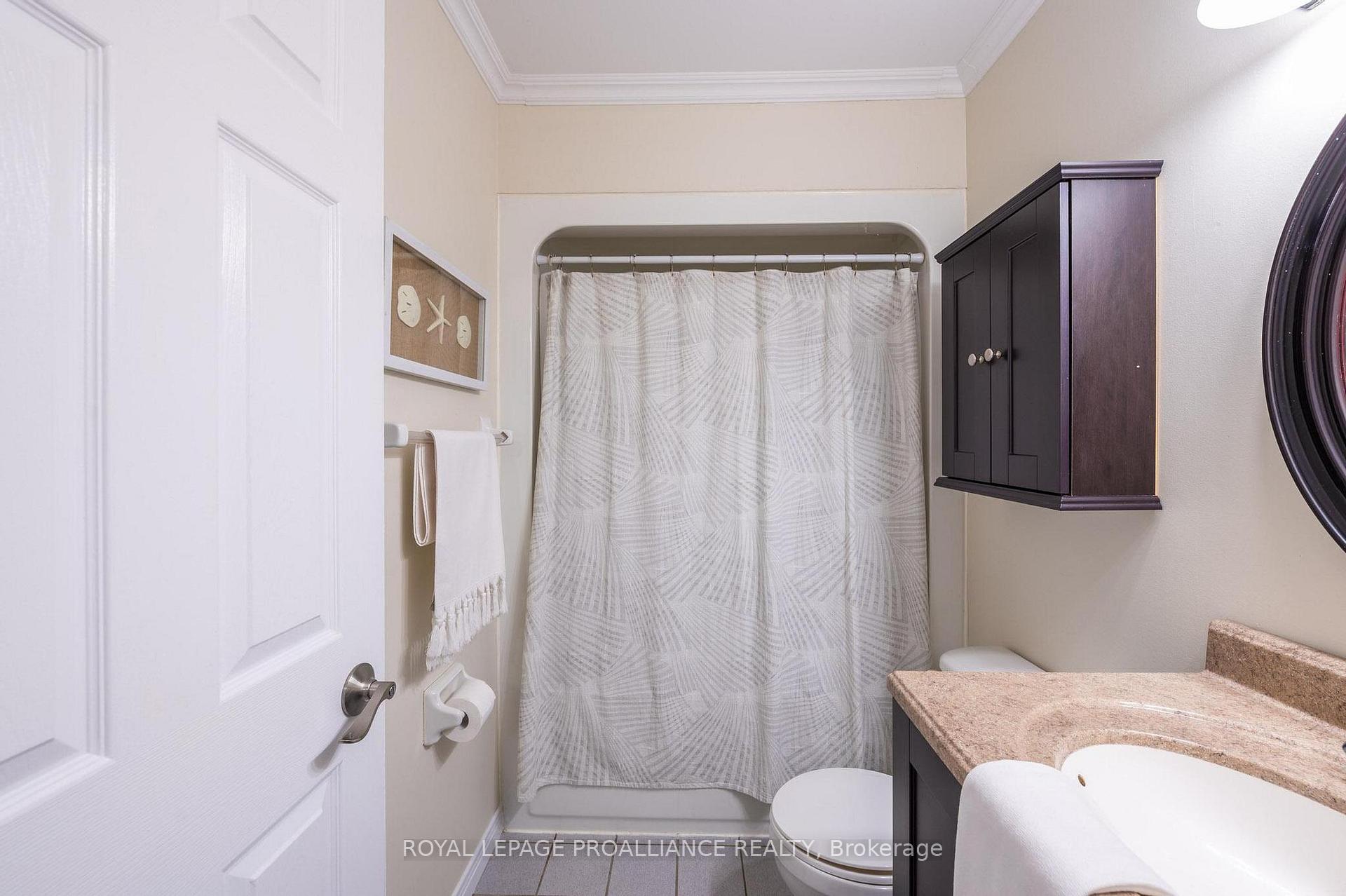 Photo 18 of 7 Fieldcrest Avenue, Clarington, Courtice — HOMEH