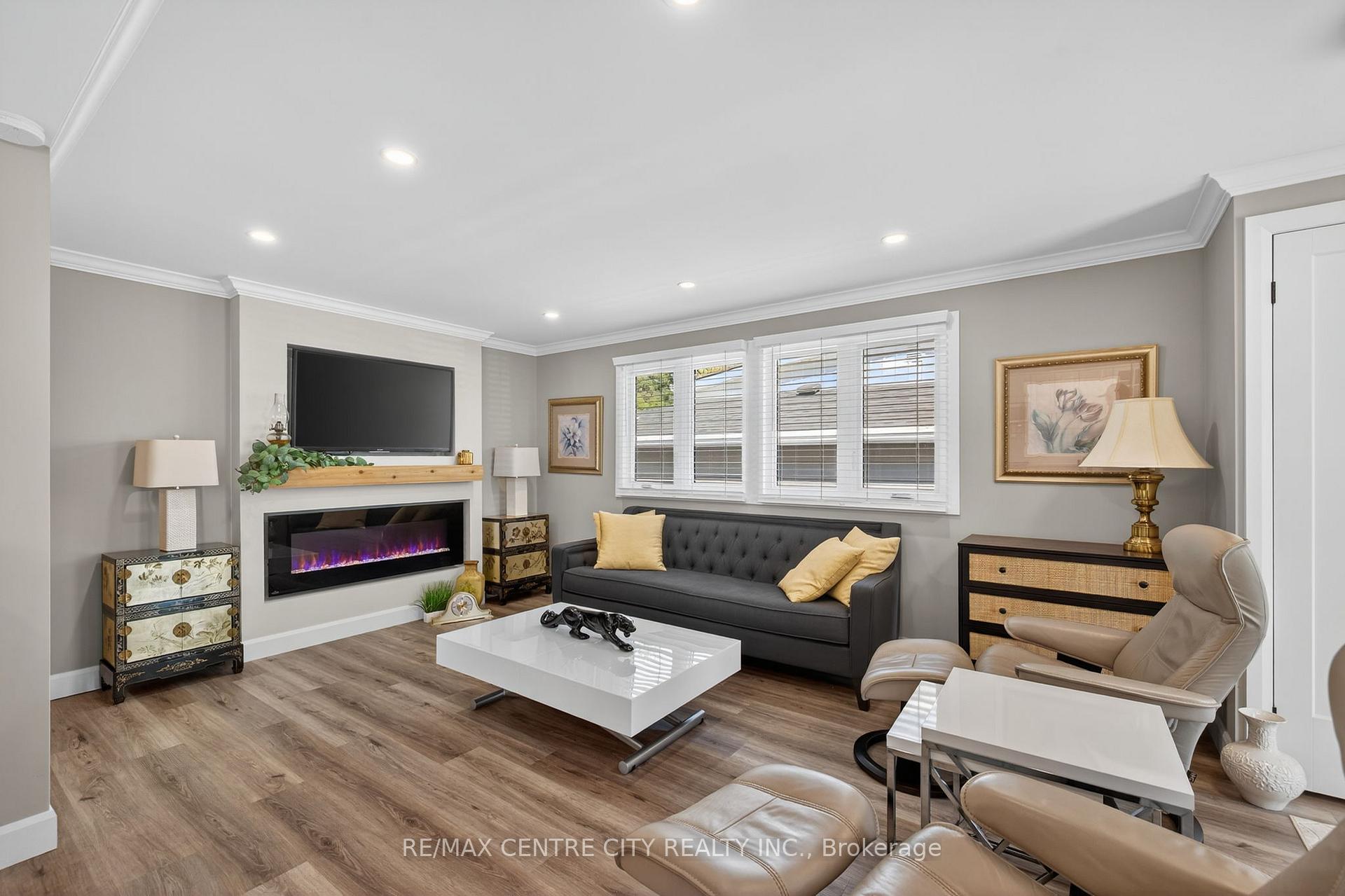 Photo 6 of 19 Miller Street, Strathroy-Caradoc, SW — HOMEH