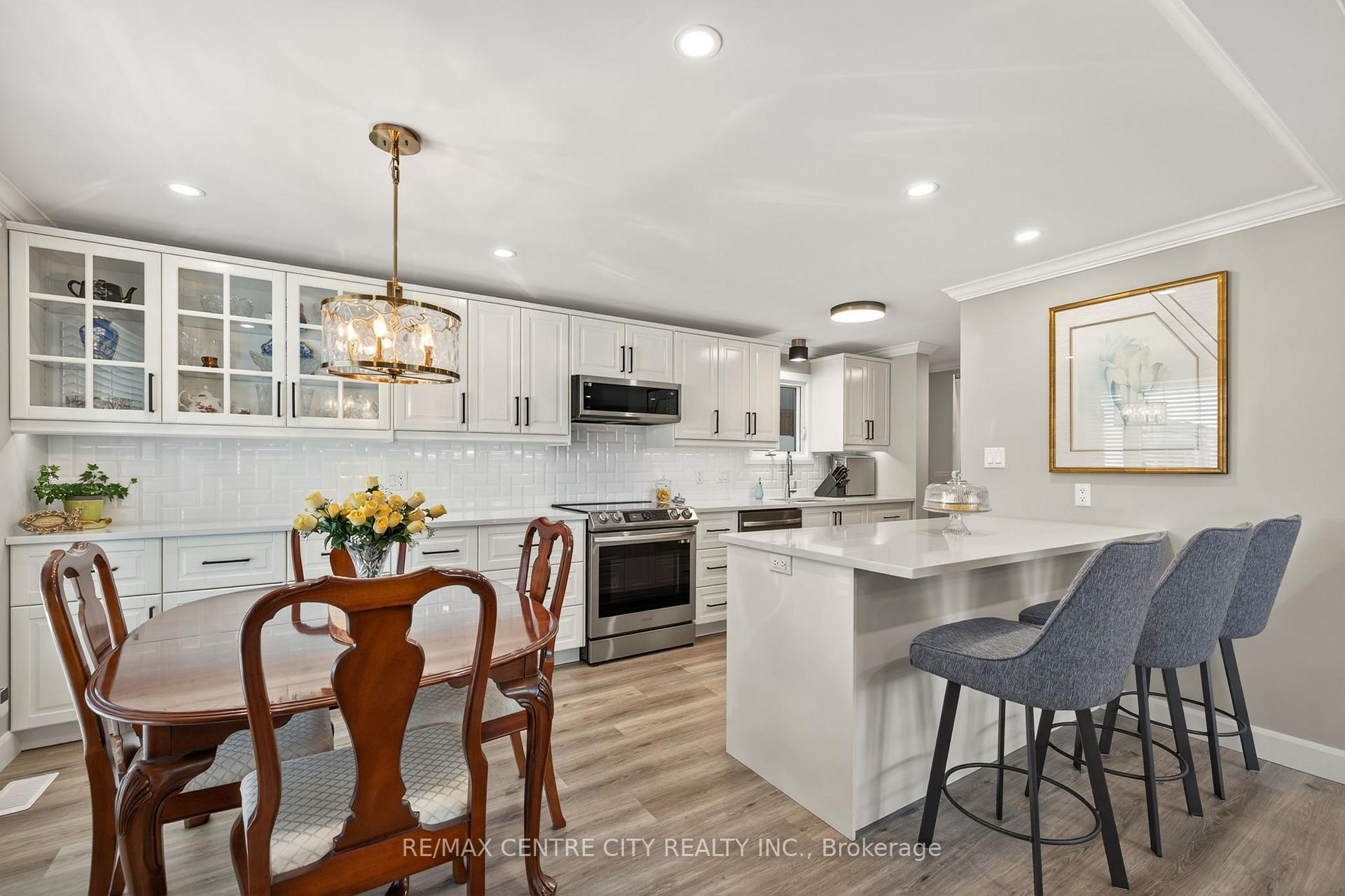 Photo 7 of 19 Miller Street, Strathroy-Caradoc, SW — HOMEH