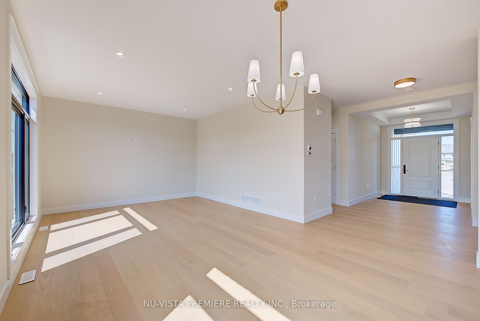 Photo 12 of 121 Harvest Lane, Thames Centre, Dorchester — HOMEH