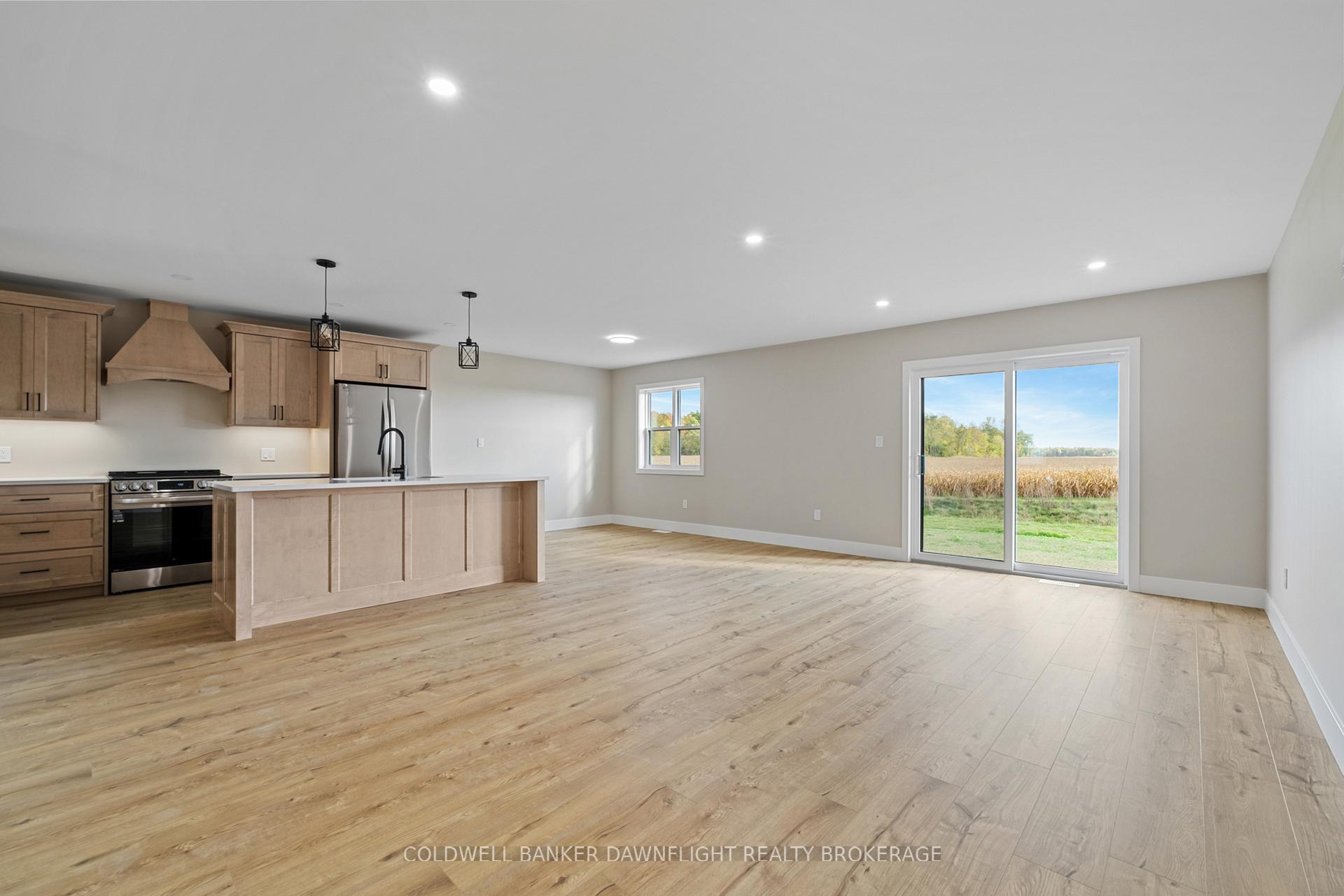Photo 2 of 123 Victoria Avenue E, South Huron, Stephen — HOMEH
