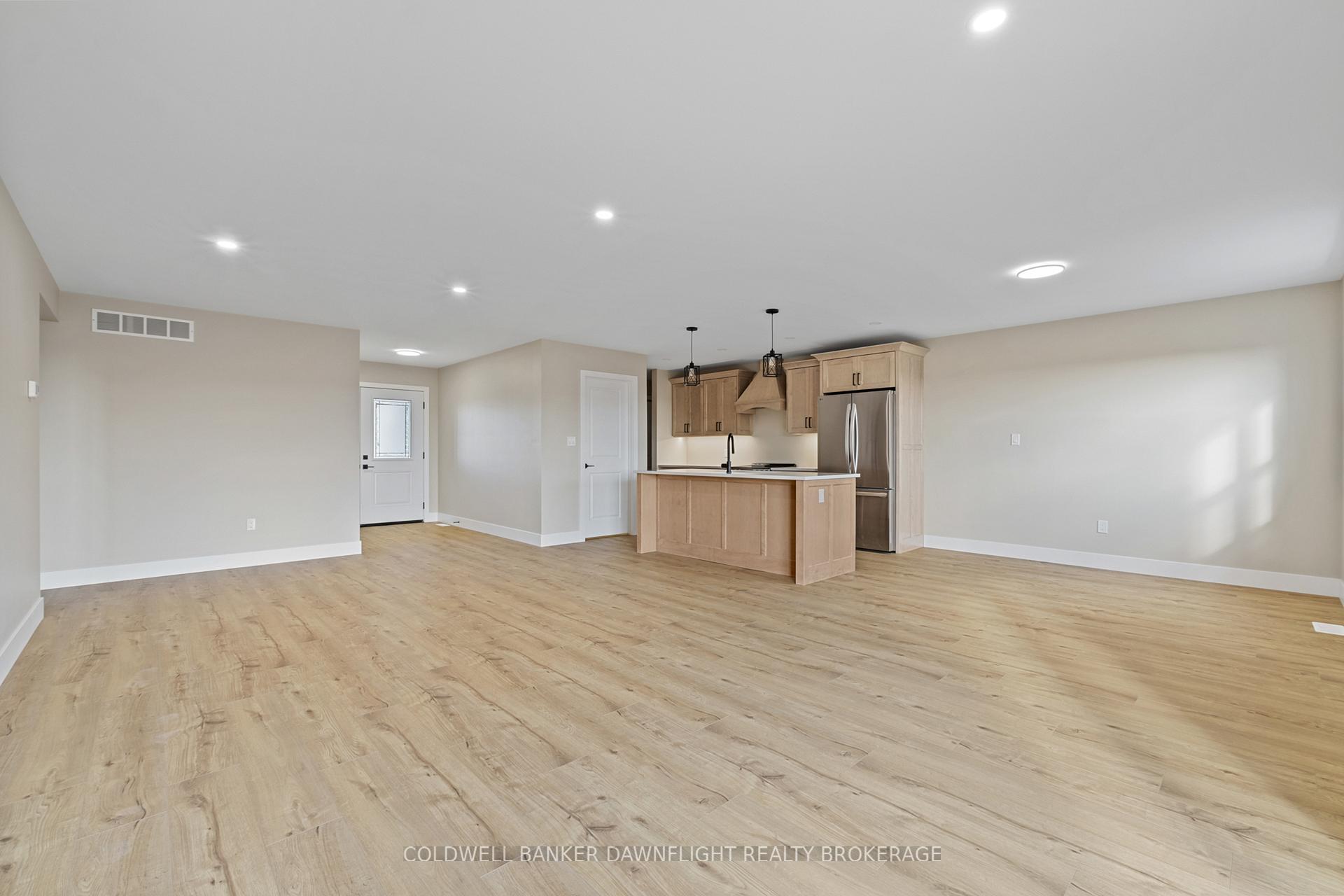 Photo 9 of 123 Victoria Avenue E, South Huron, Stephen — HOMEH
