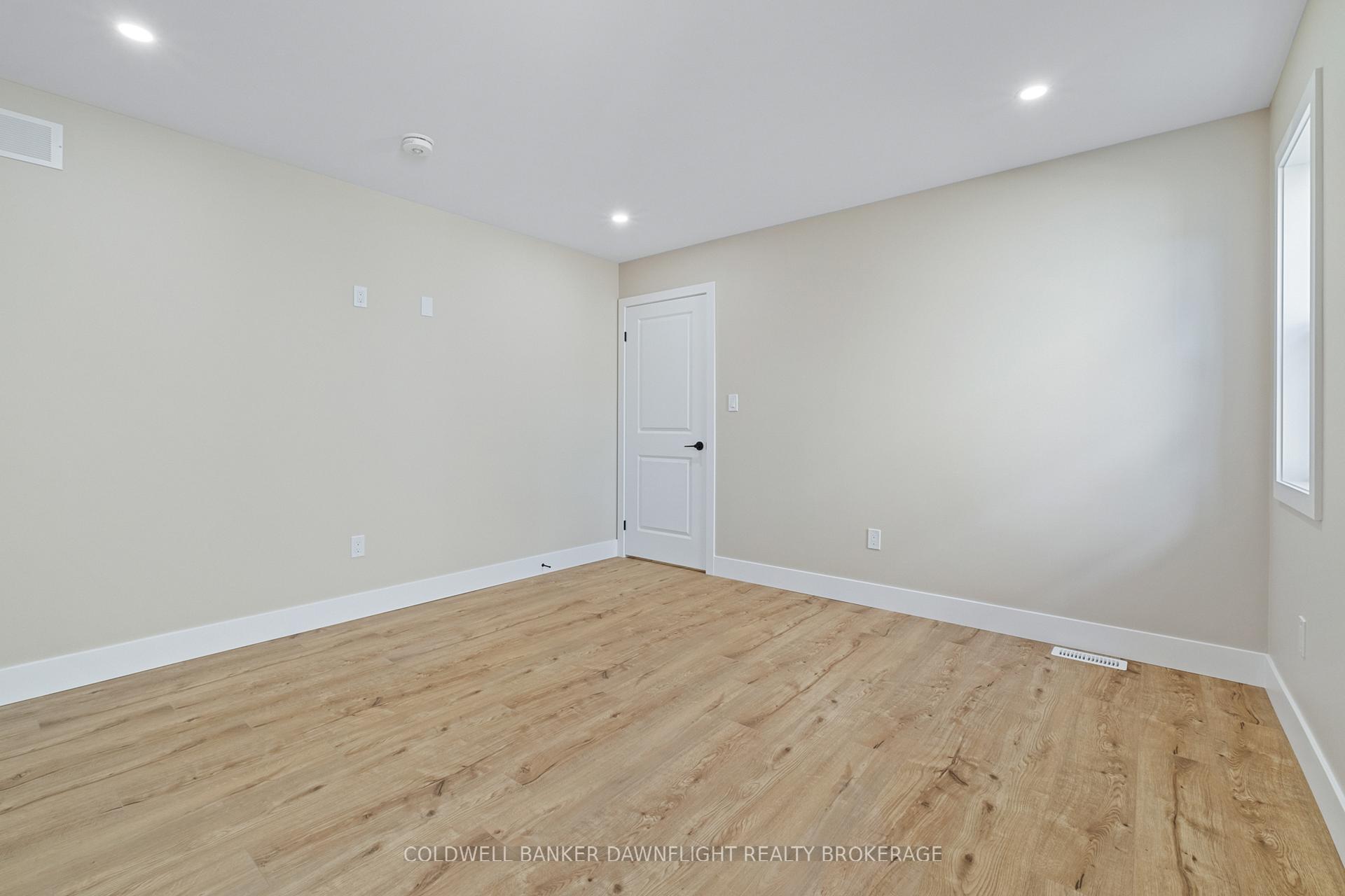 Photo 11 of 123 Victoria Avenue E, South Huron, Stephen — HOMEH