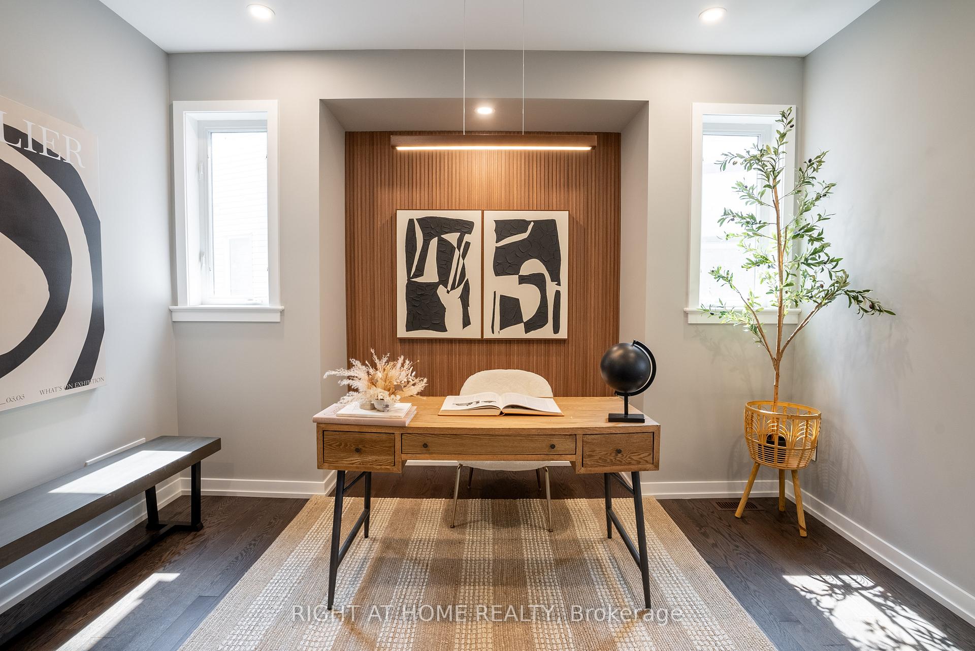 Photo 4 of 345 Andalusian Crescent, Ottawa, Kanata - Emerald Meadows/Trailwest — HOMEH