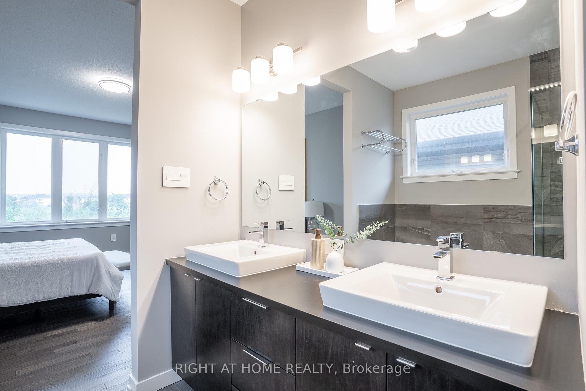 Photo 26 of 345 Andalusian Crescent, Ottawa, Kanata - Emerald Meadows/Trailwest — HOMEH
