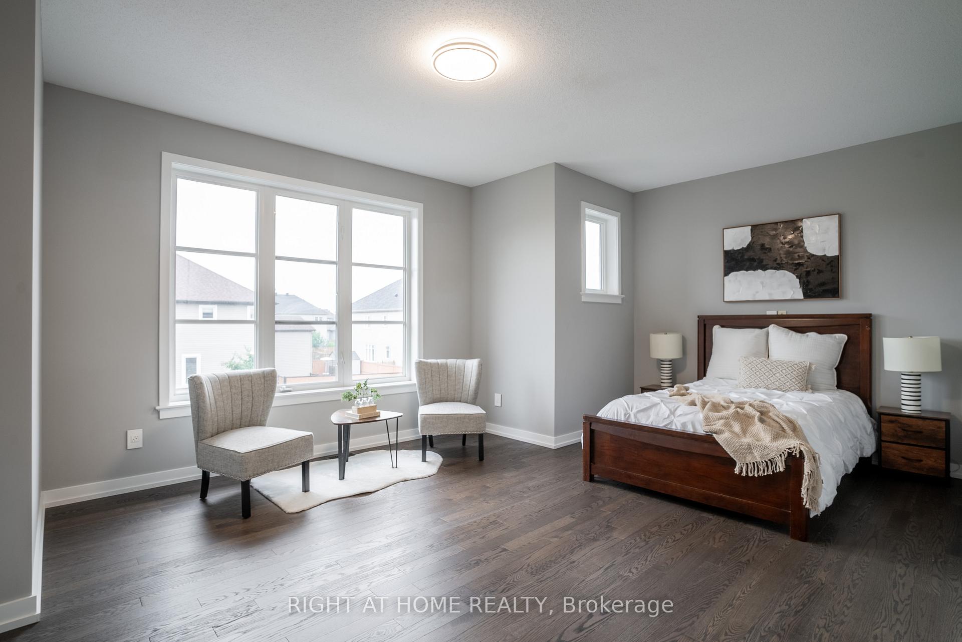 Photo 11 of 345 Andalusian Crescent, Ottawa, Kanata - Emerald Meadows/Trailwest — HOMEH