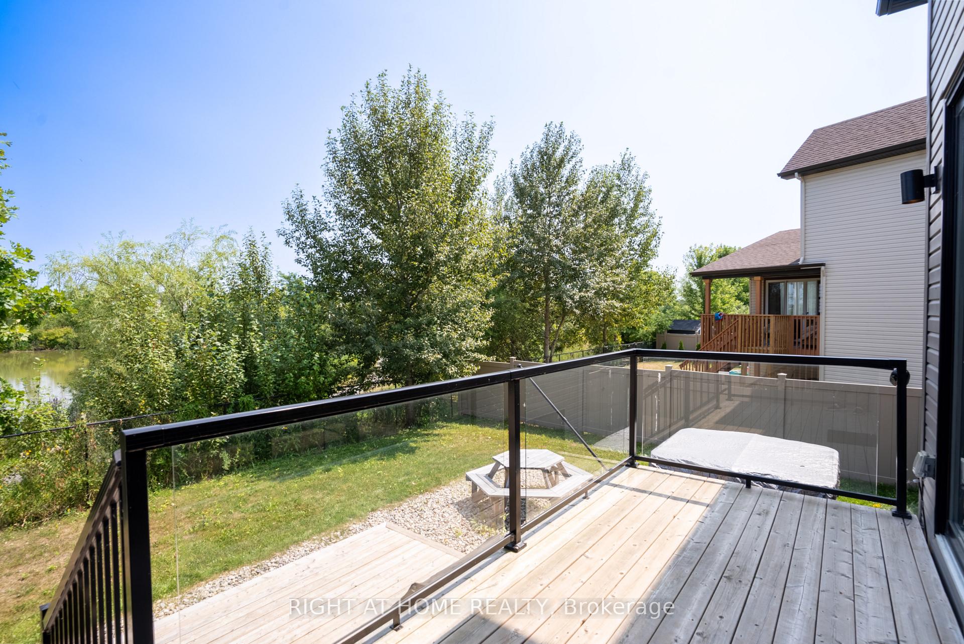 Photo 31 of 345 Andalusian Crescent, Ottawa, Kanata - Emerald Meadows/Trailwest — HOMEH
