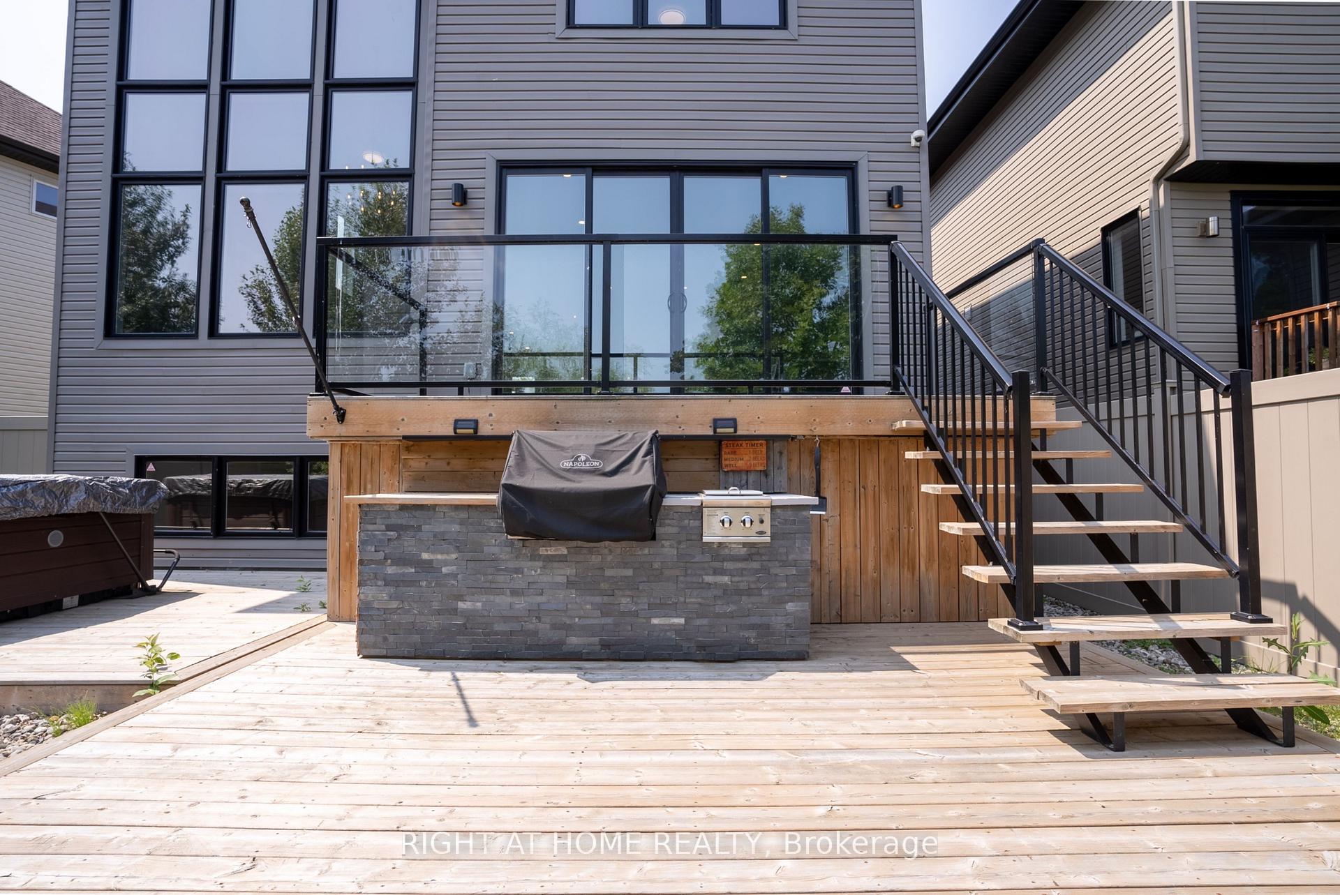 Photo 42 of 345 Andalusian Crescent, Ottawa, Kanata - Emerald Meadows/Trailwest — HOMEH