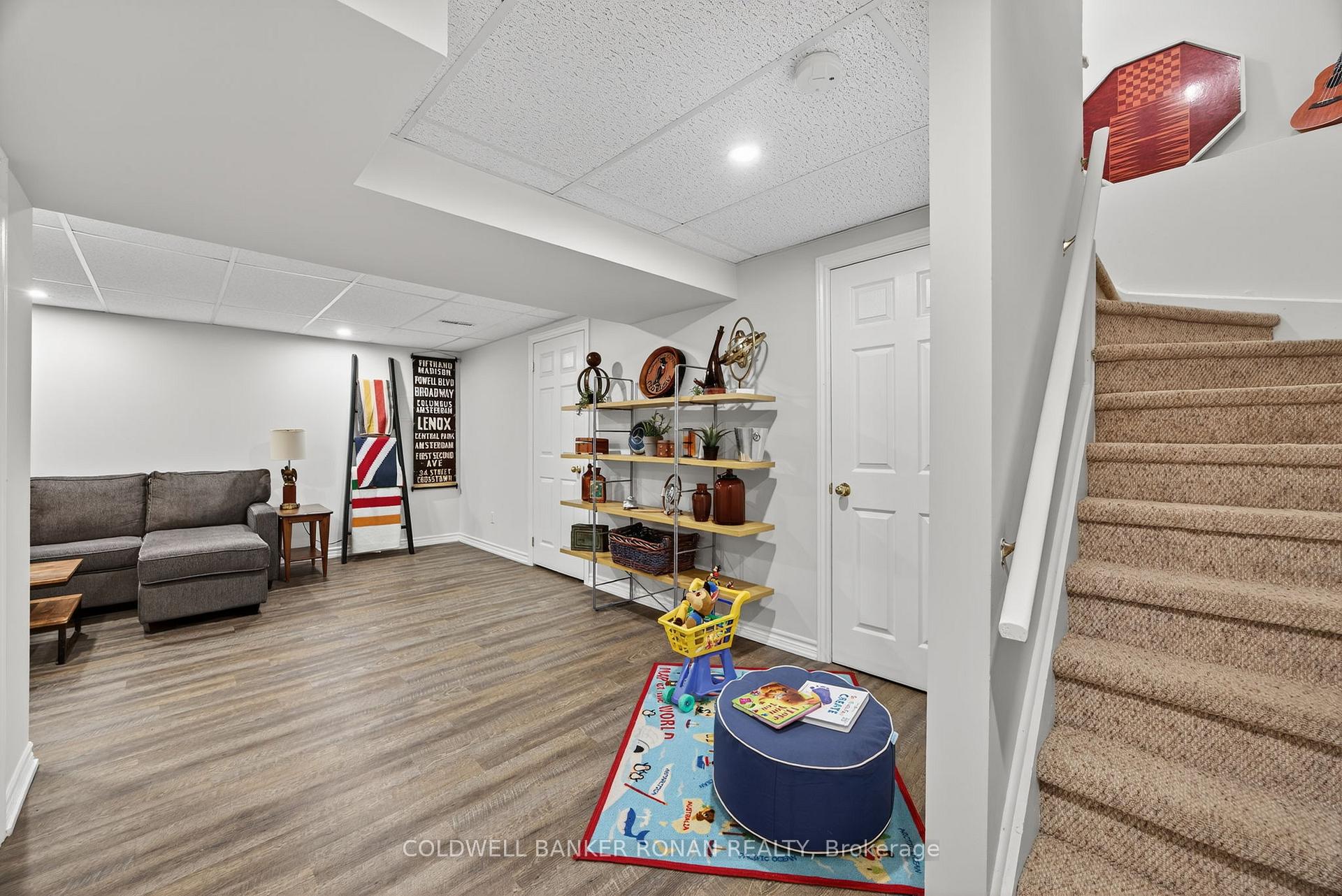 Photo 33 of 87 Gray Avenue, New Tecumseth, Alliston — HOMEH