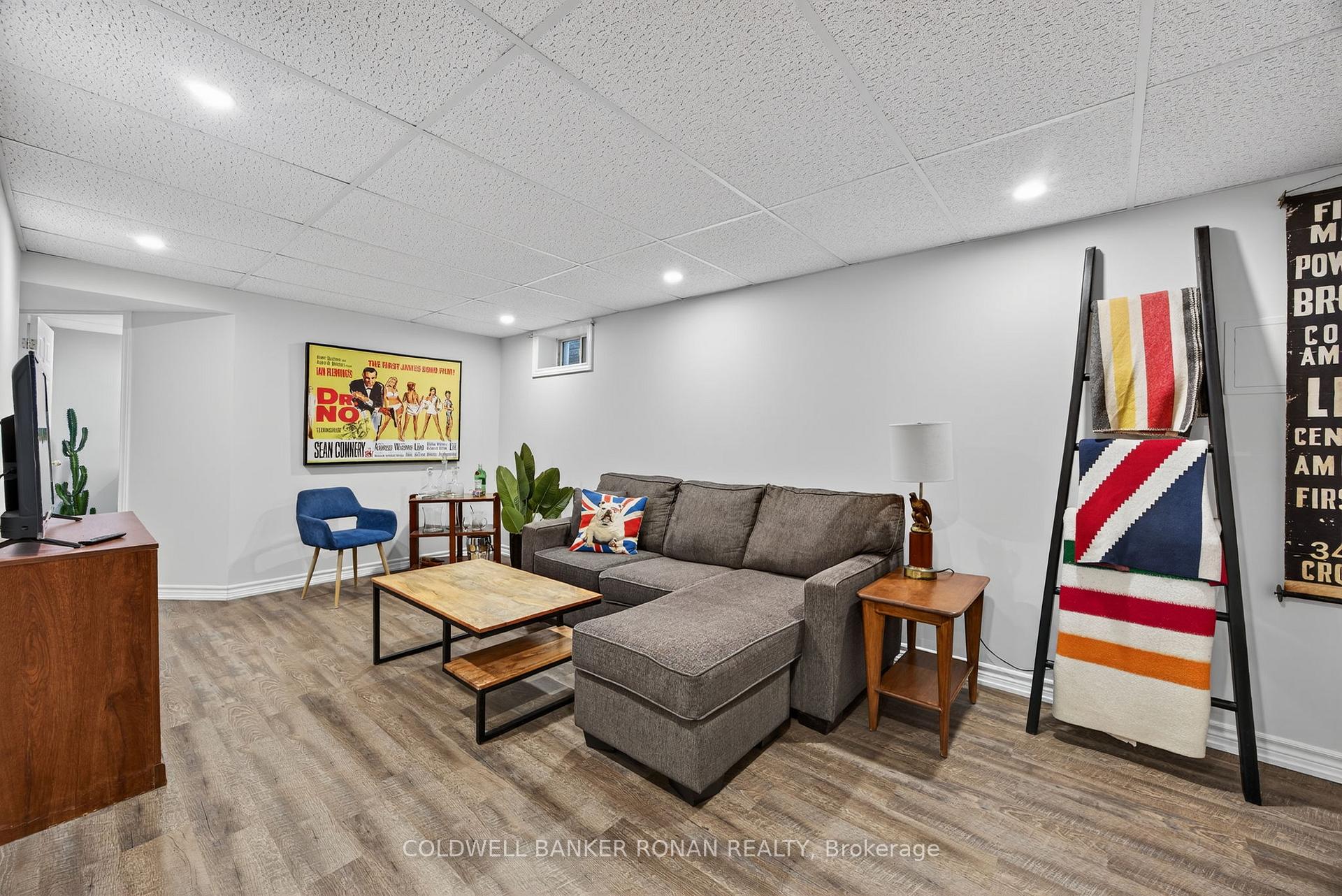 Photo 5 of 87 Gray Avenue, New Tecumseth, Alliston — HOMEH