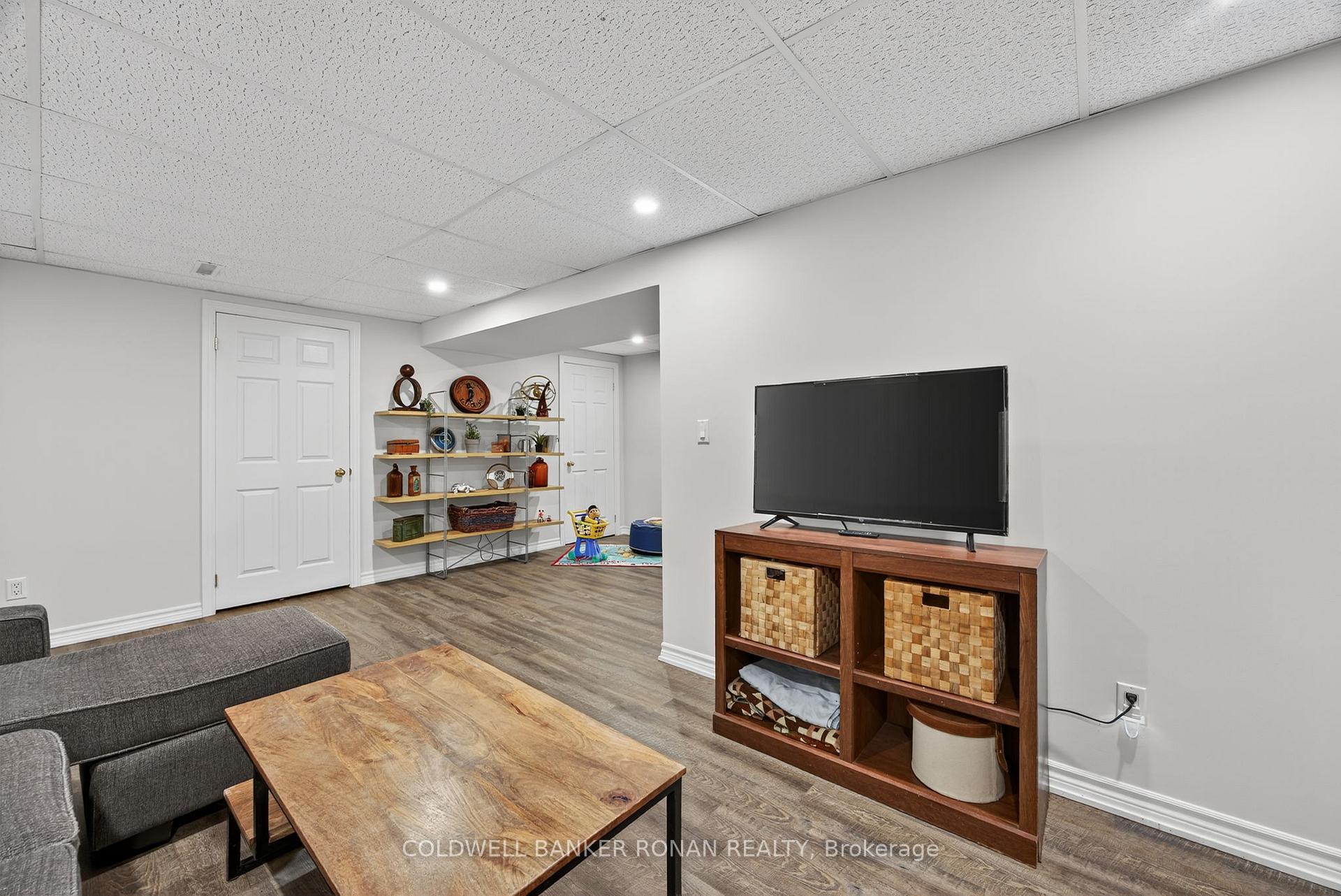 Photo 29 of 87 Gray Avenue, New Tecumseth, Alliston — HOMEH