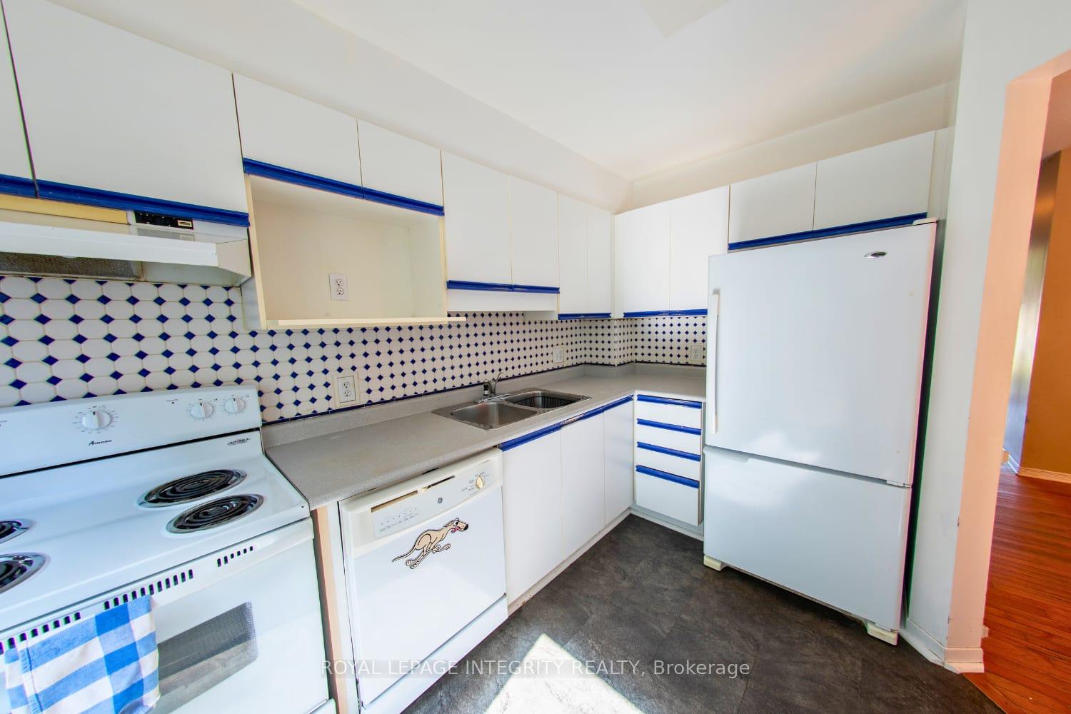 Photo 5 of 242 Beatrice Drive, Ottawa, Barrhaven - Longfields — HOMEH