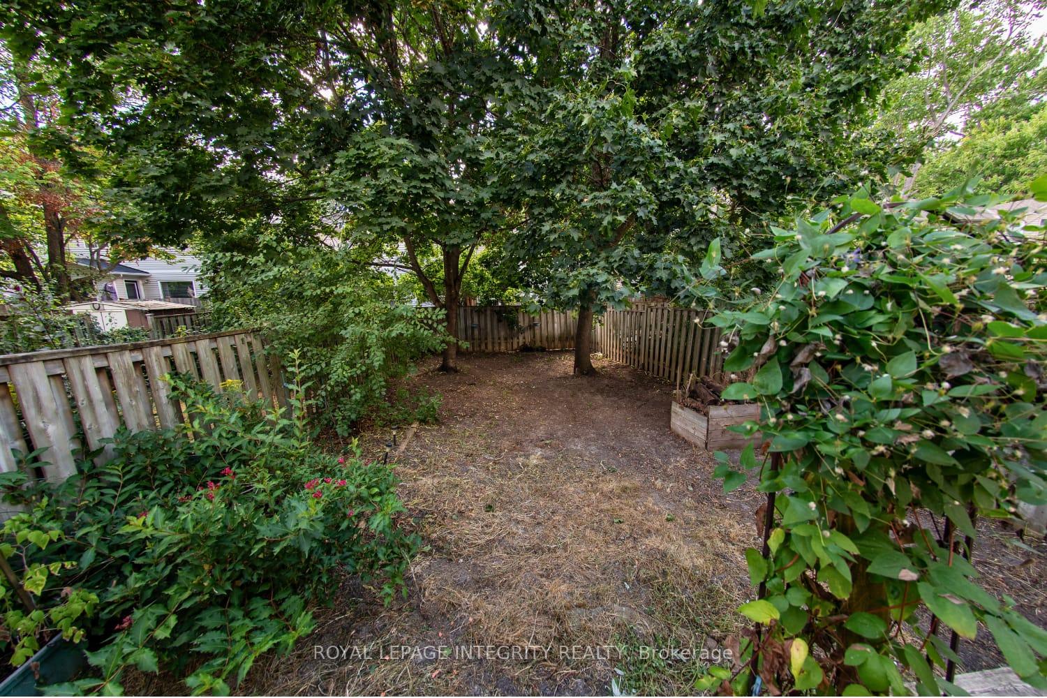 Photo 11 of 242 Beatrice Drive, Ottawa, Barrhaven - Longfields — HOMEH