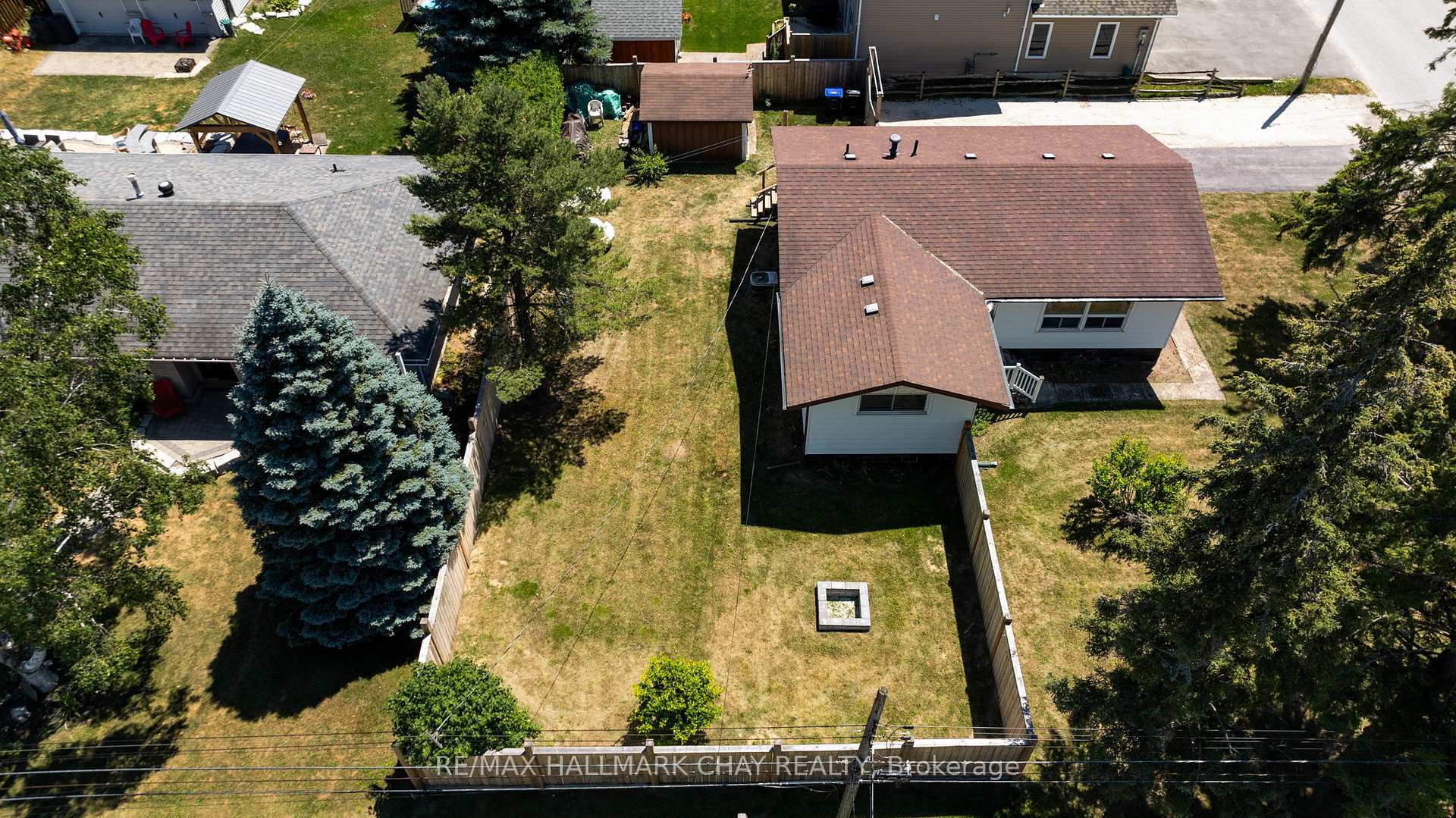 Photo 14 of 203 Sutherland Street N, Clearview, Stayner — HOMEH