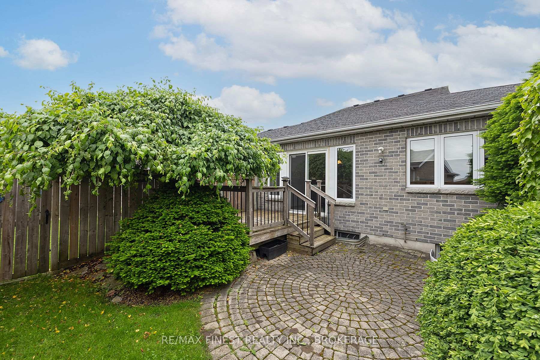 Photo 3 of 715 Millwood Drive, Kingston, City Southwest — HOMEH