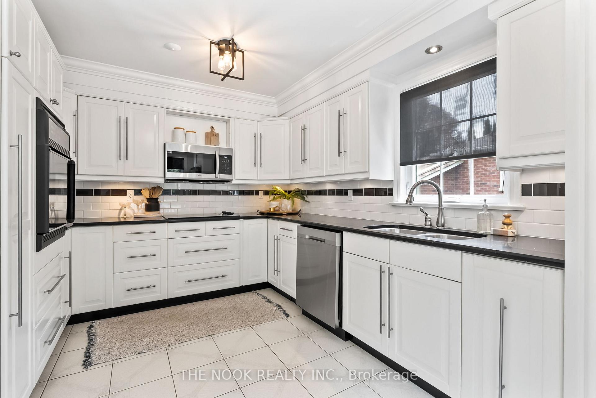 Photo 4 of 151 Carroll Crescent, Cobourg — HOMEH