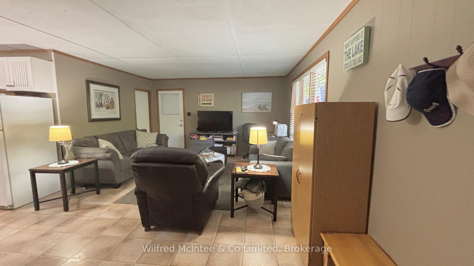 Photo 45 of 228 Thompson Avenue, Native Leased Lands — HOMEH