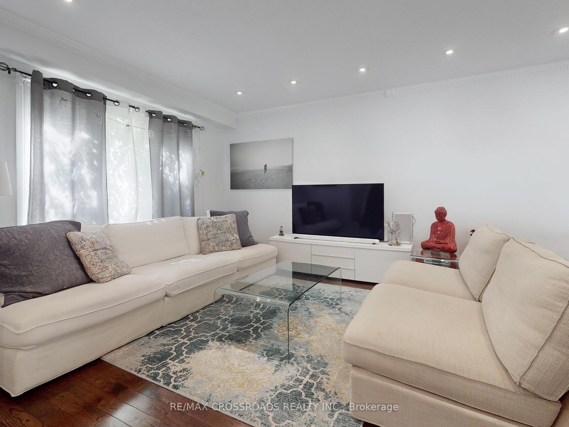 Photo 2 of 1777 Shadybrook Drive, Pickering, Amberlea — HOMEH