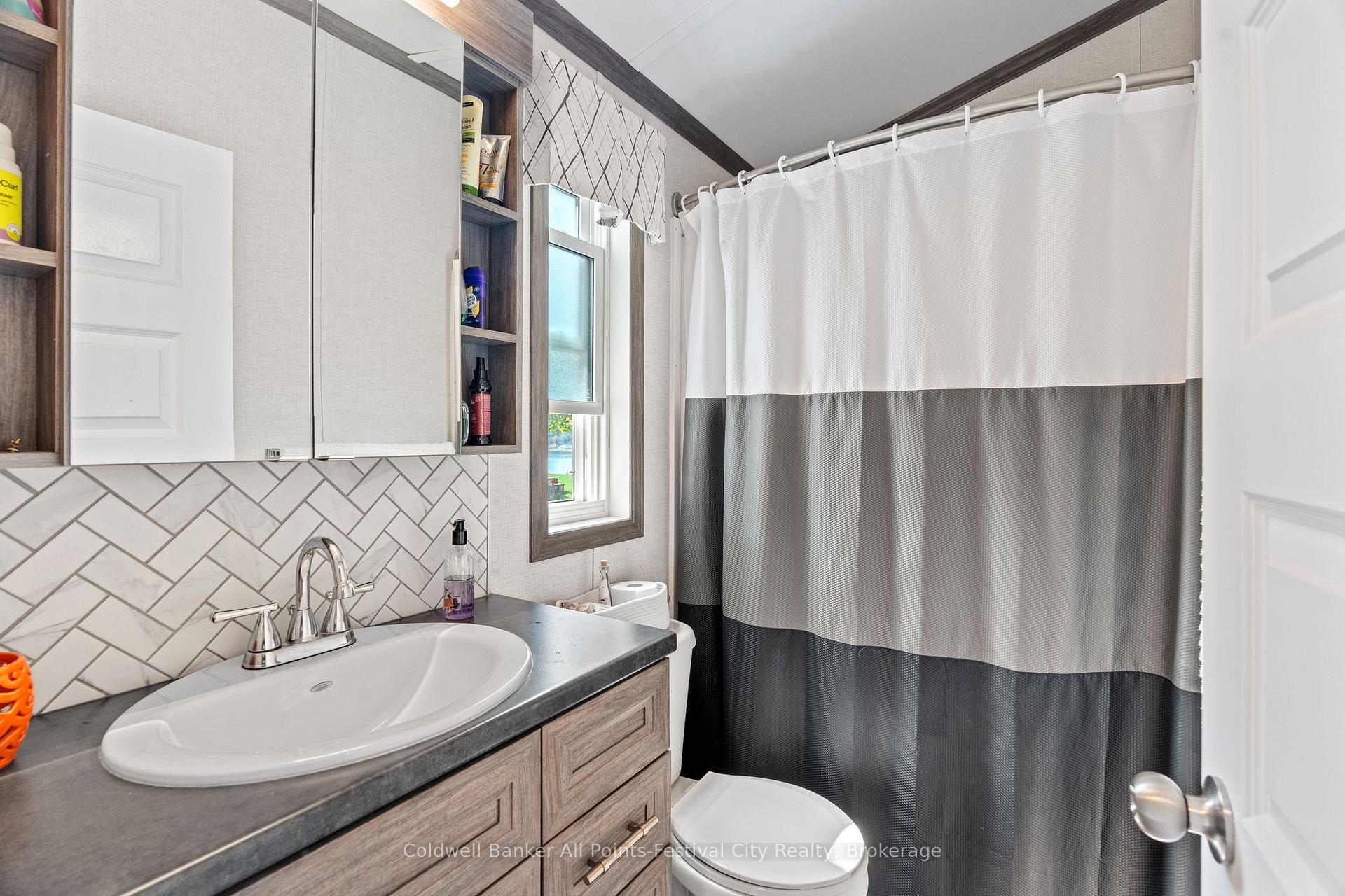 Photo 11 of Unit H6, 100 North Harbour Road, Goderich, Goderich (Town) — HOMEH