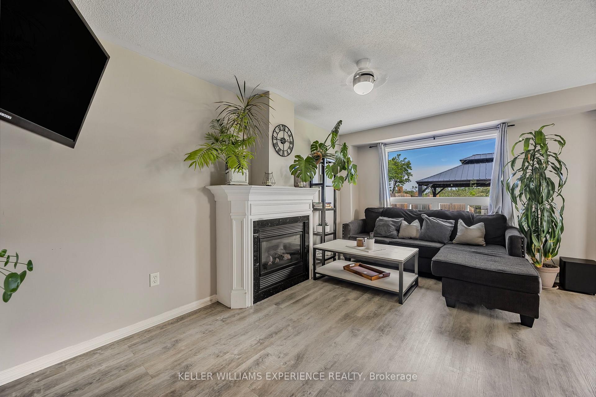 Photo 37 of 13 Sunset Place, Barrie, Holly — HOMEH