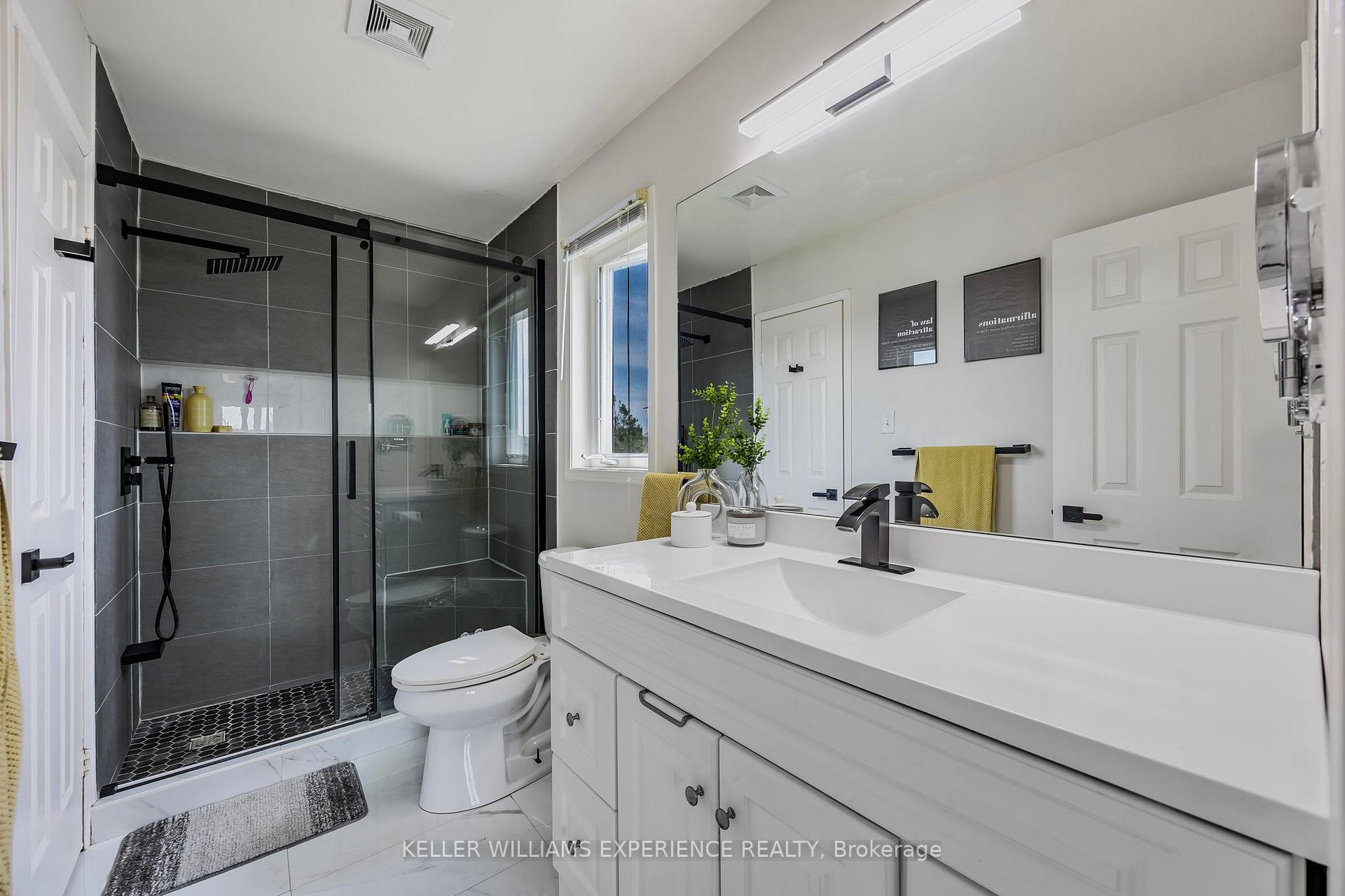 Photo 7 of 13 Sunset Place, Barrie, Holly — HOMEH