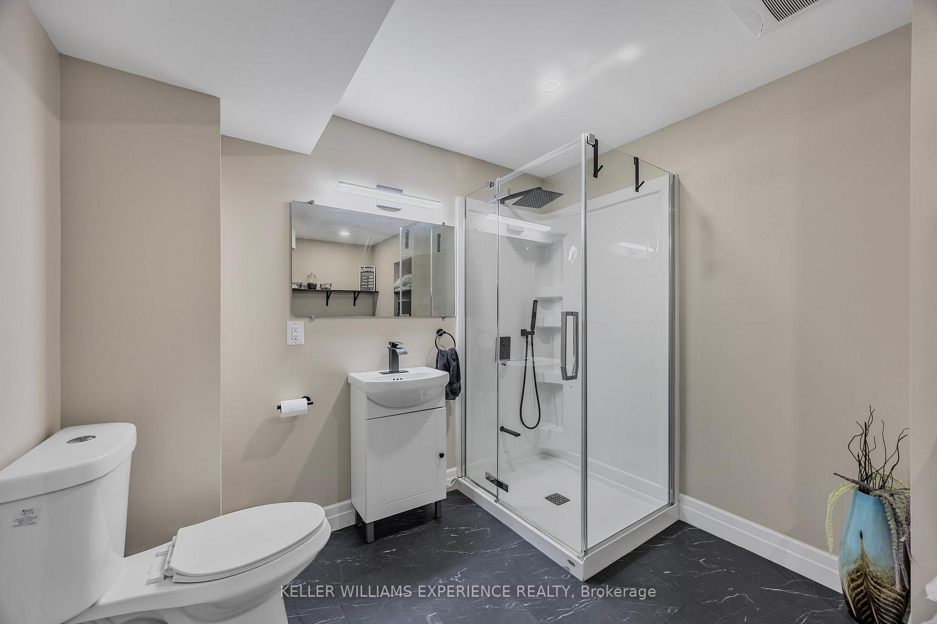 Photo 13 of 13 Sunset Place, Barrie, Holly — HOMEH