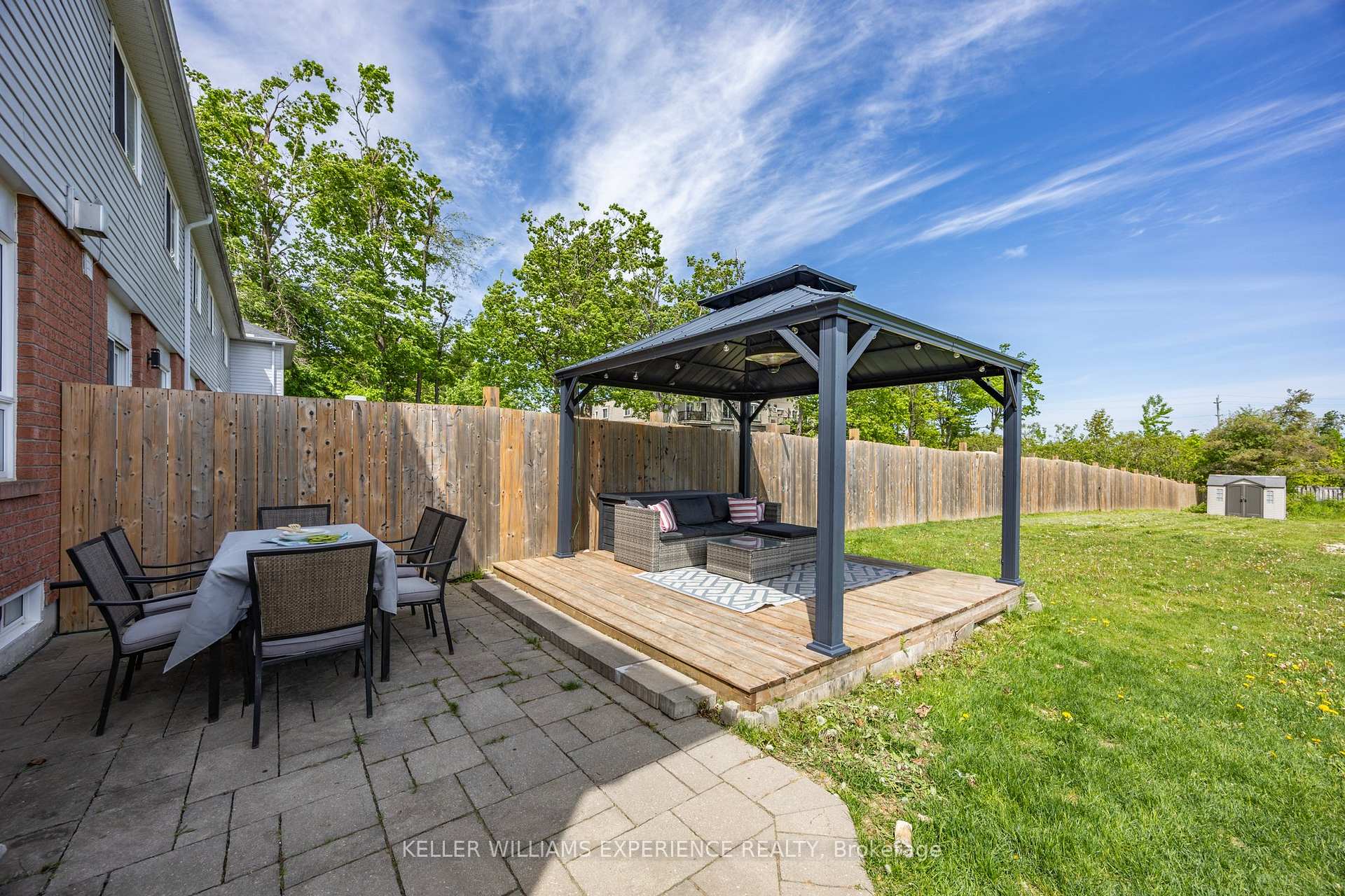 Photo 15 of 13 Sunset Place, Barrie, Holly — HOMEH