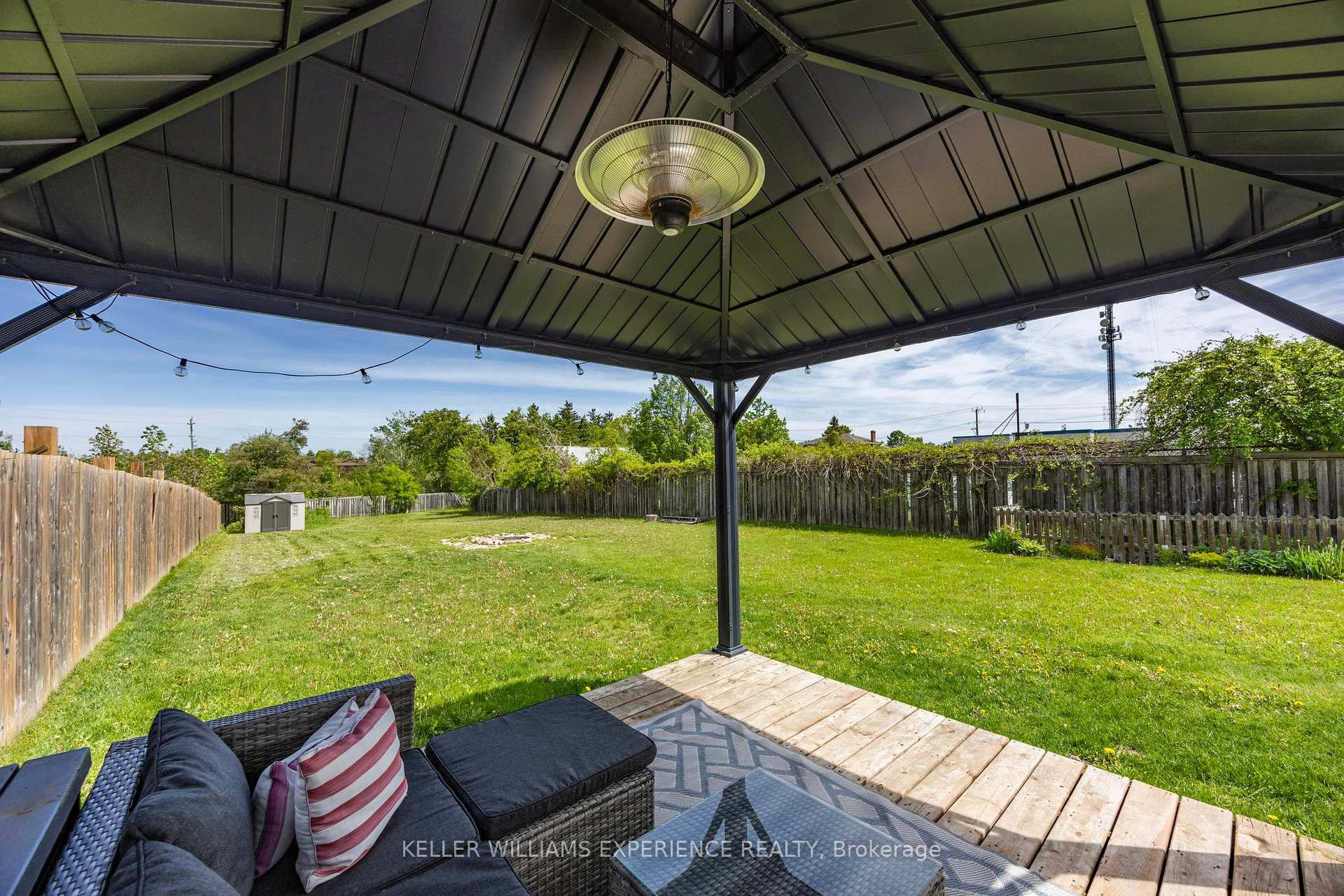Photo 19 of 13 Sunset Place, Barrie, Holly — HOMEH