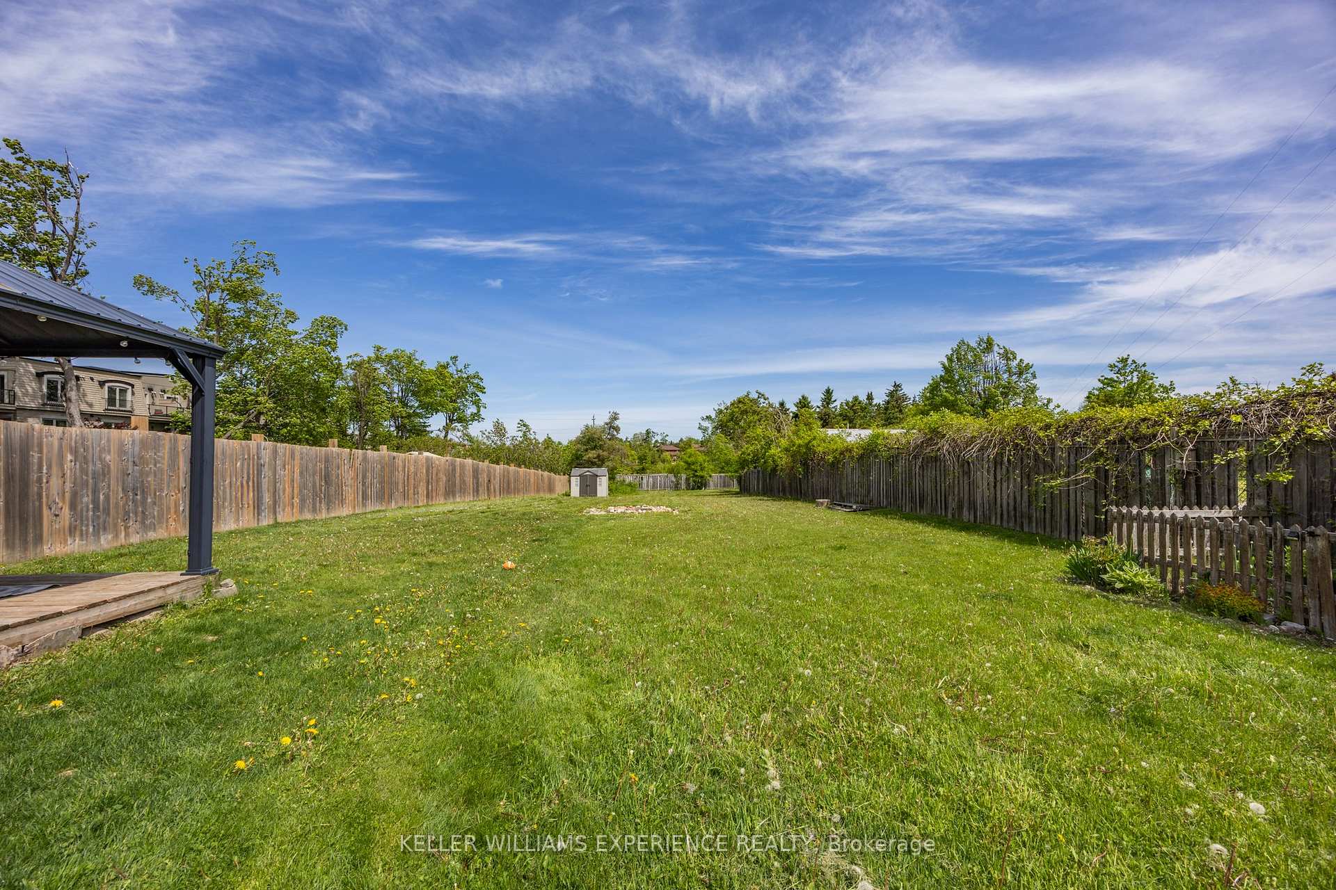 Photo 21 of 13 Sunset Place, Barrie, Holly — HOMEH