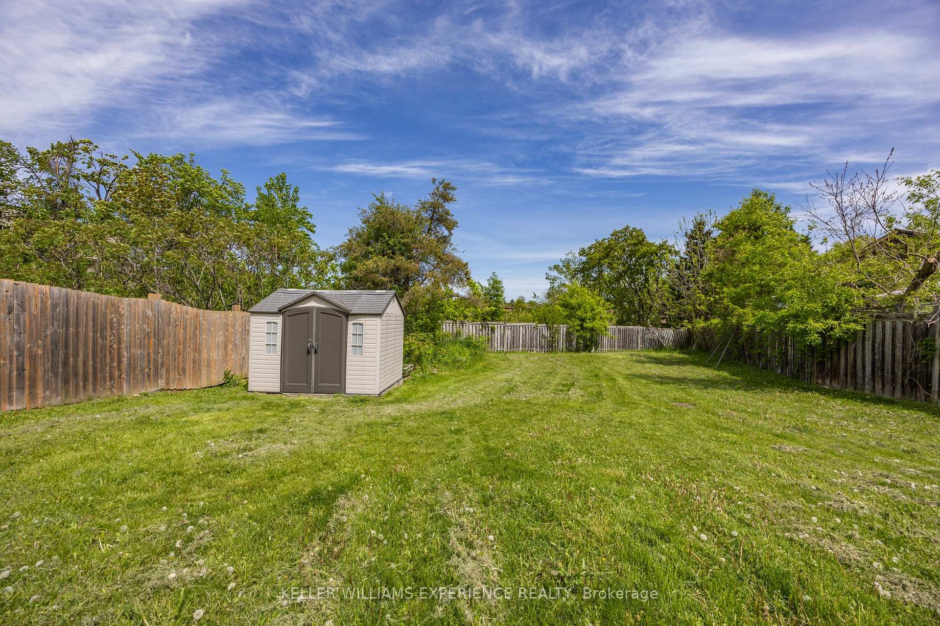 Photo 25 of 13 Sunset Place, Barrie, Holly — HOMEH