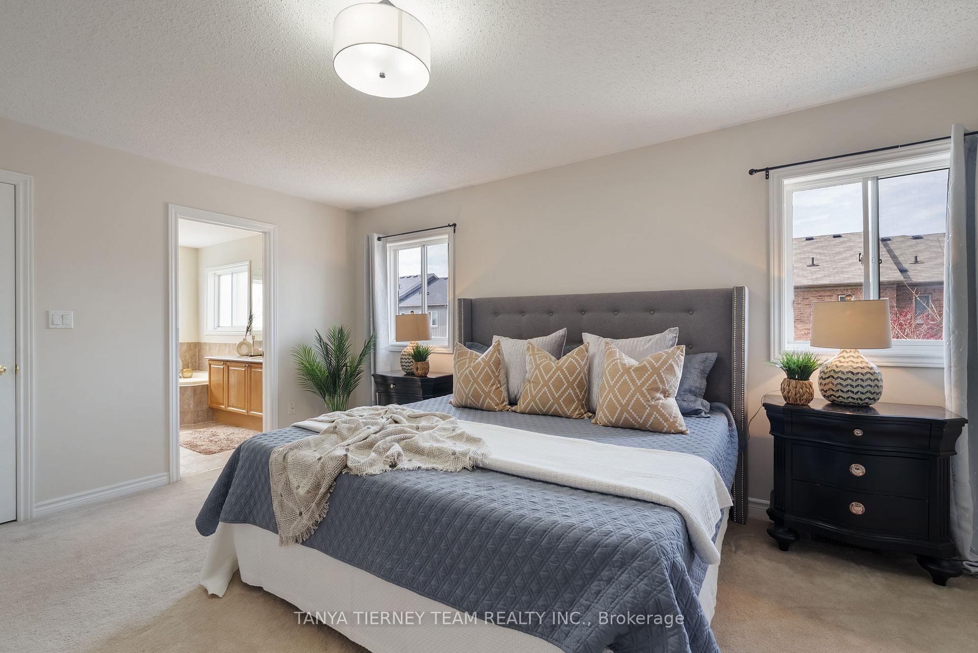 Photo 45 of 364 Carnwith Drive E, Whitby, Brooklin — HOMEH