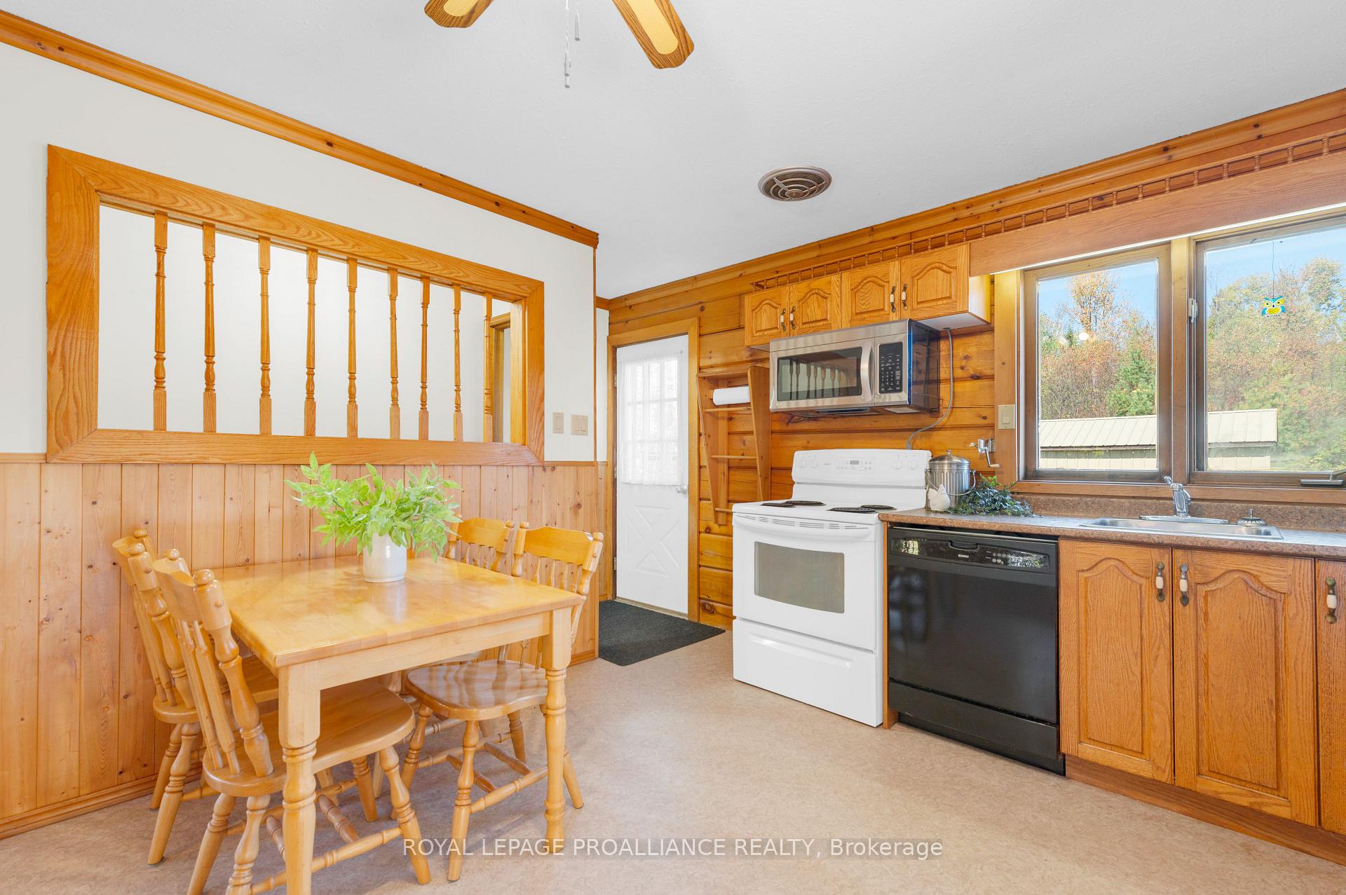 Photo 5 of 471 Elzevir Road, Tweed, Elzevir (Twp) — HOMEH
