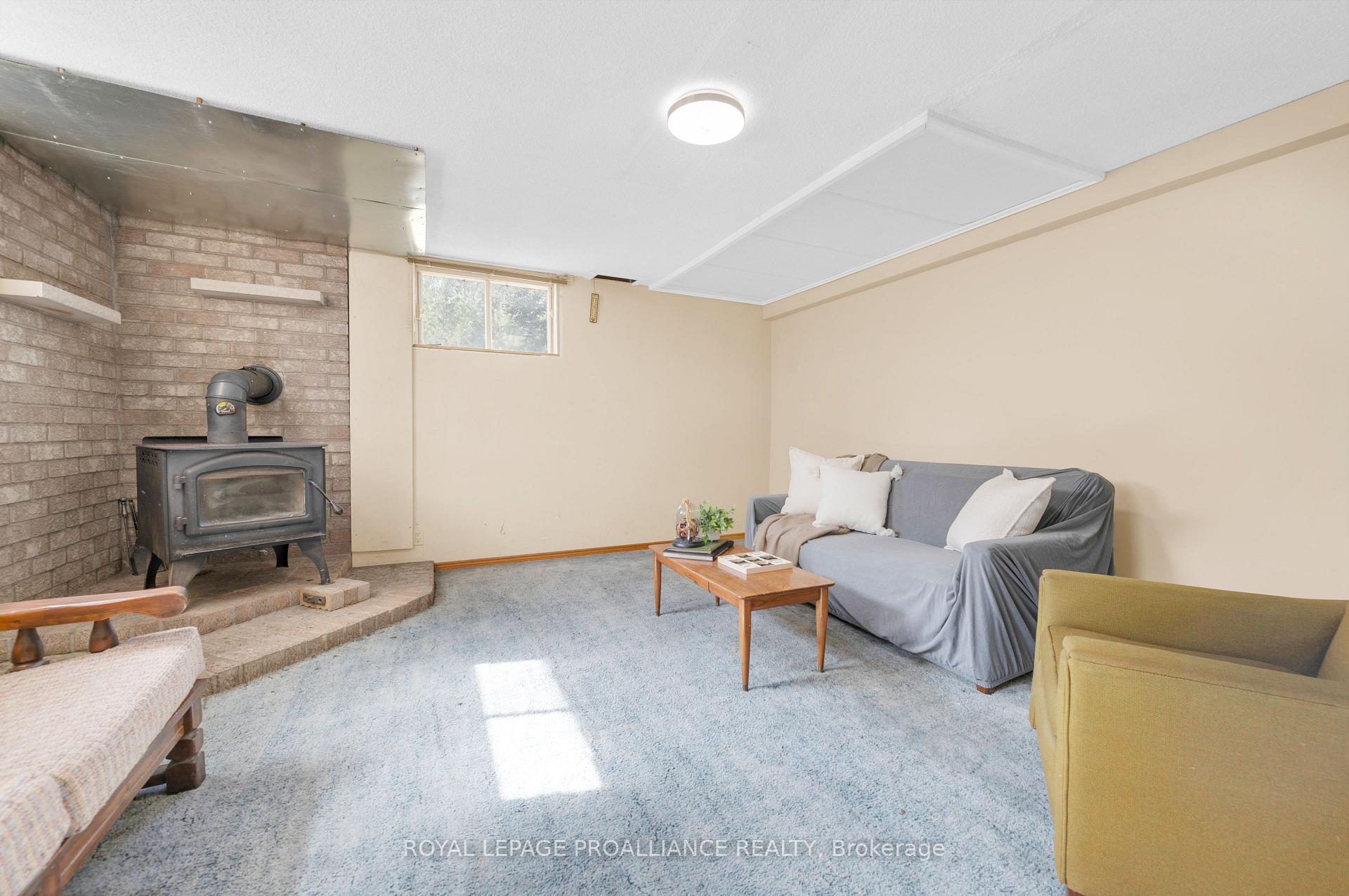 Photo 24 of 471 Elzevir Road, Tweed, Elzevir (Twp) — HOMEH