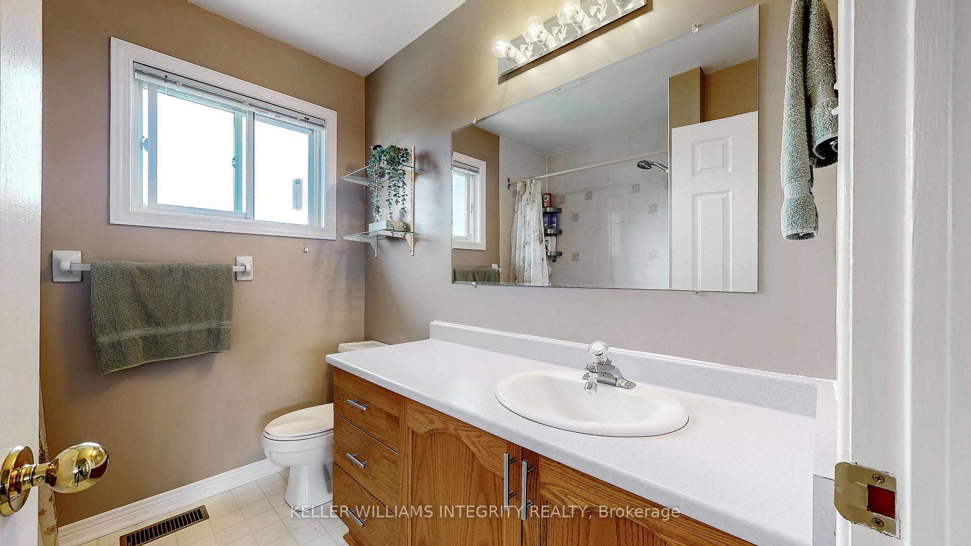 Photo 21 of 25 Jacqueline Crescent, Ottawa, Stittsville (Central) — HOMEH