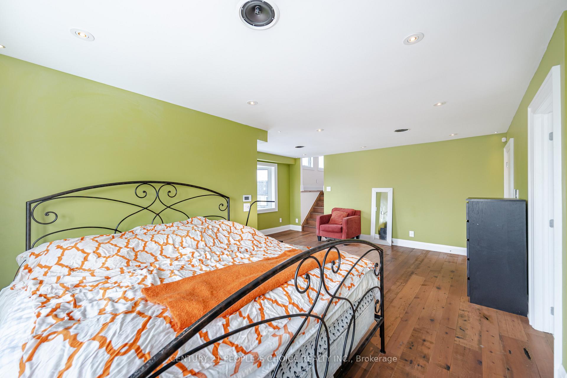 Photo 16 of 29 Bartley Drive, Caledon, Rural Caledon — HOMEH