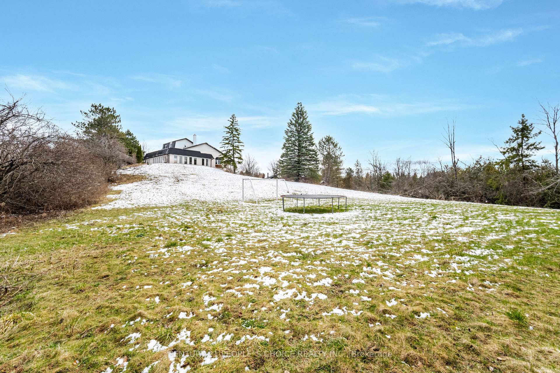 Photo 37 of 29 Bartley Drive, Caledon, Rural Caledon — HOMEH